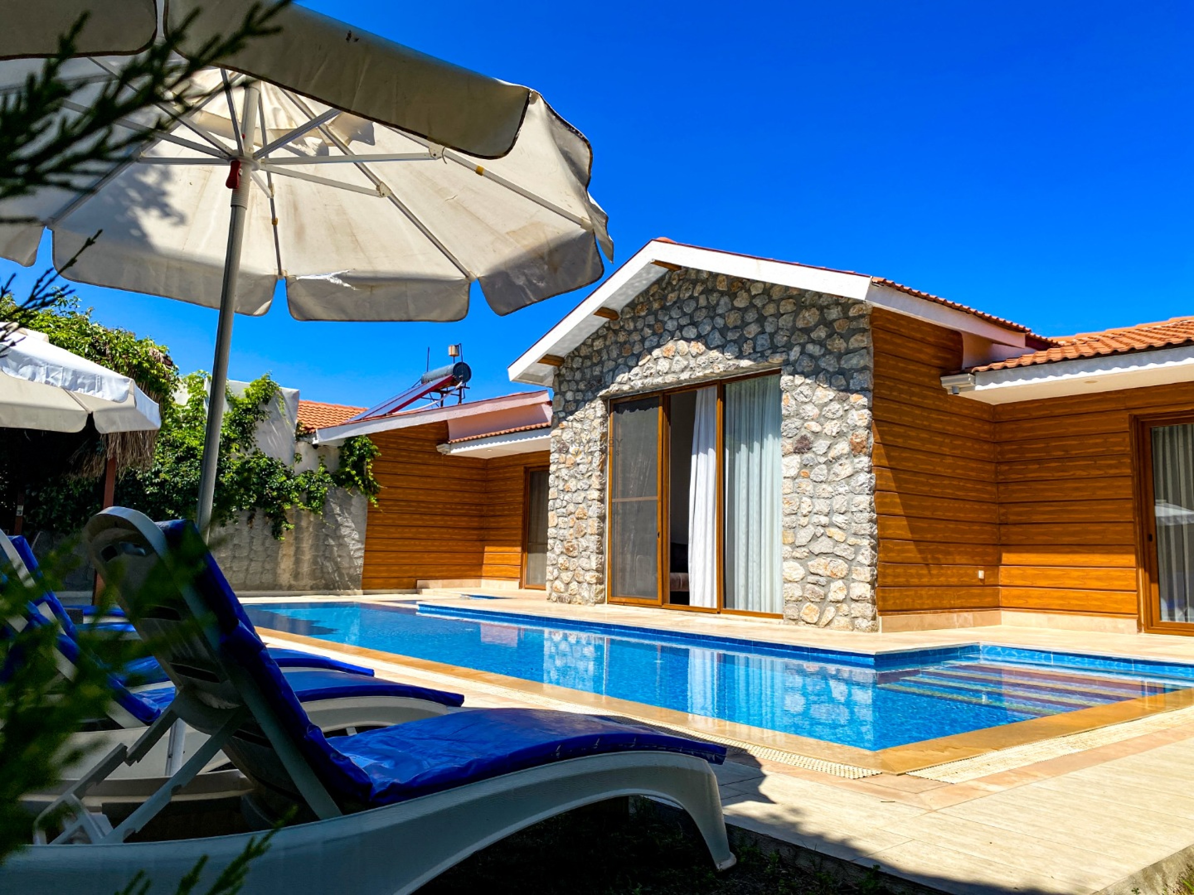 Villa Main