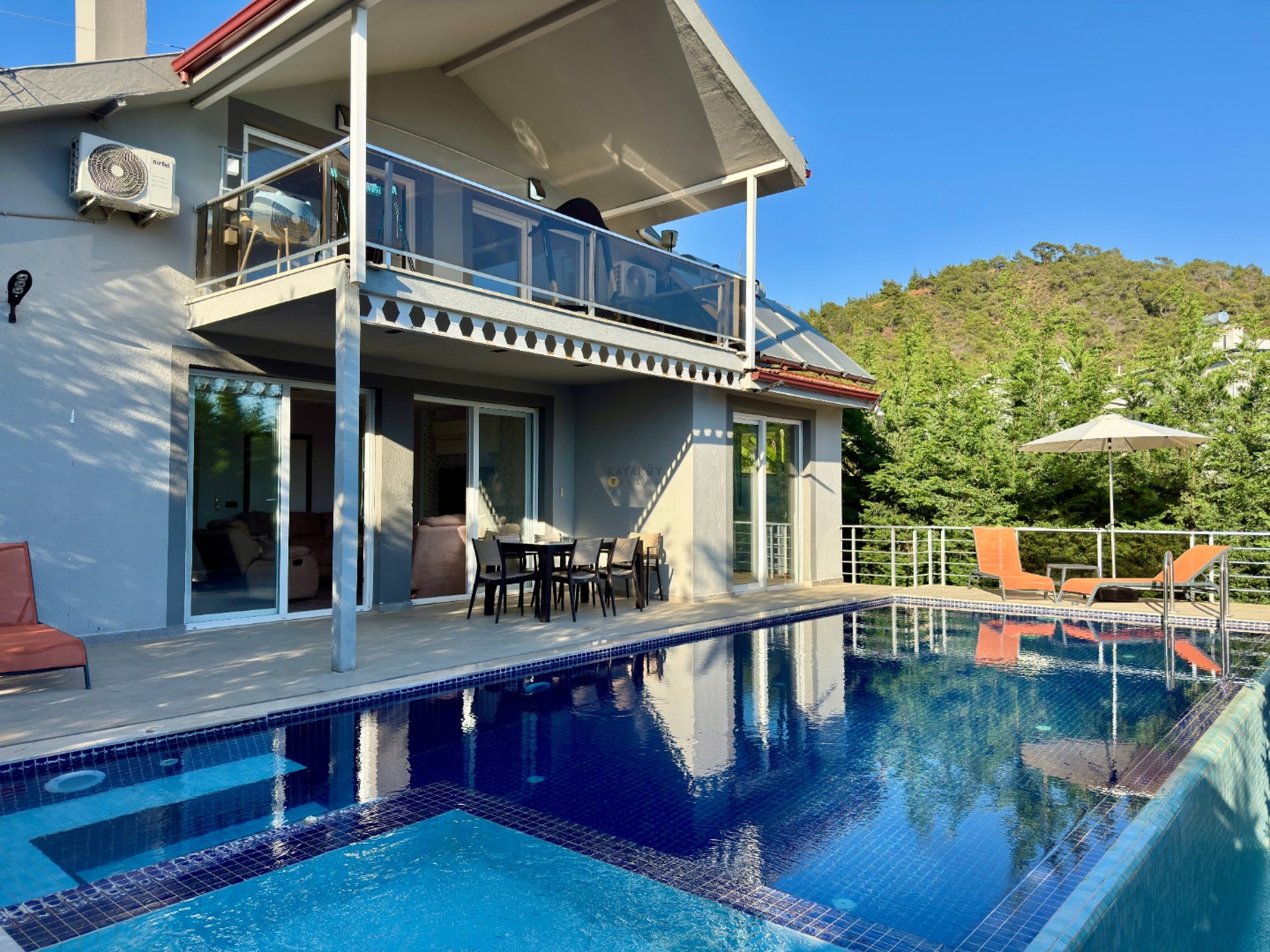 Villa Main