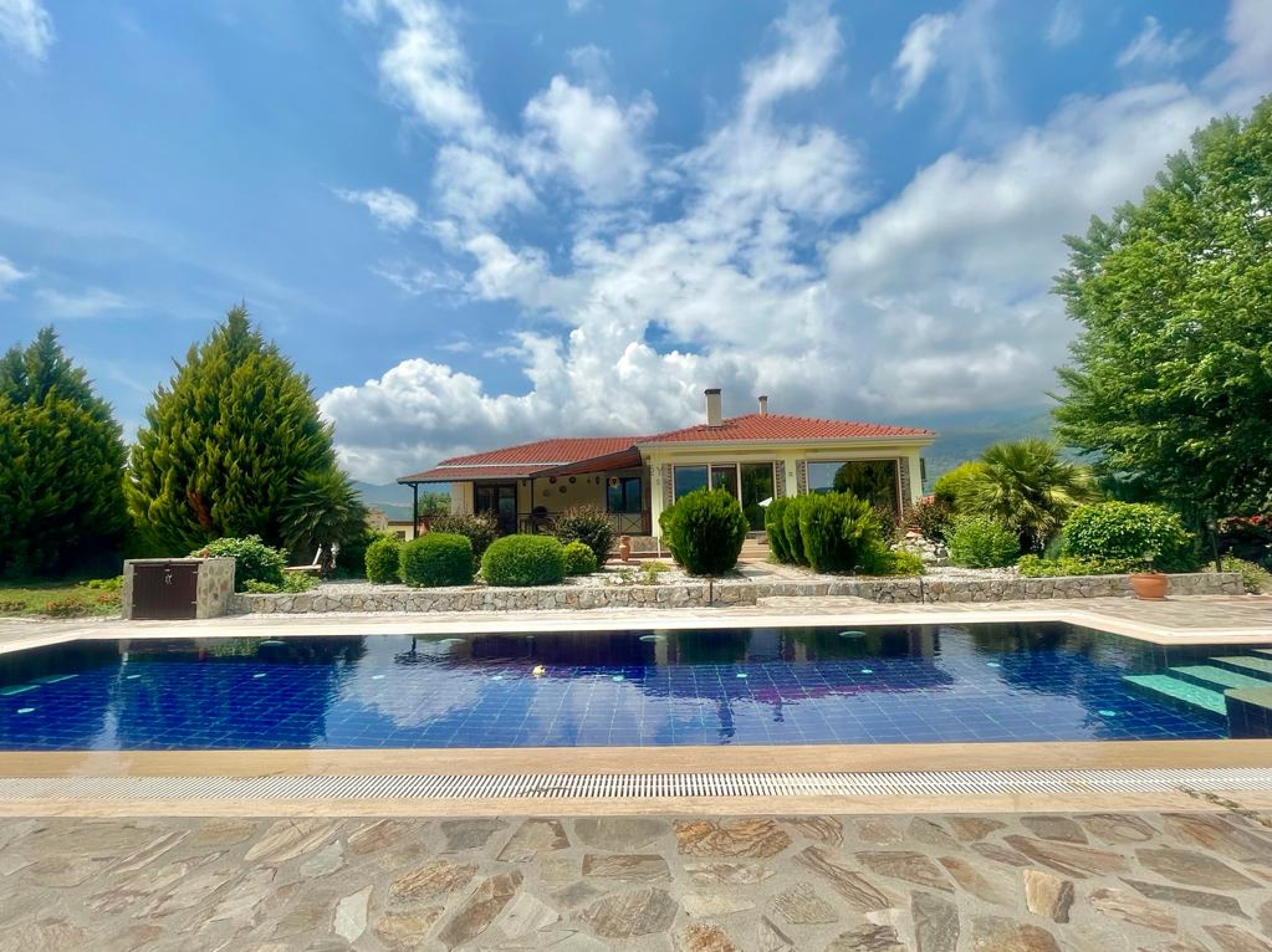 Villa Main