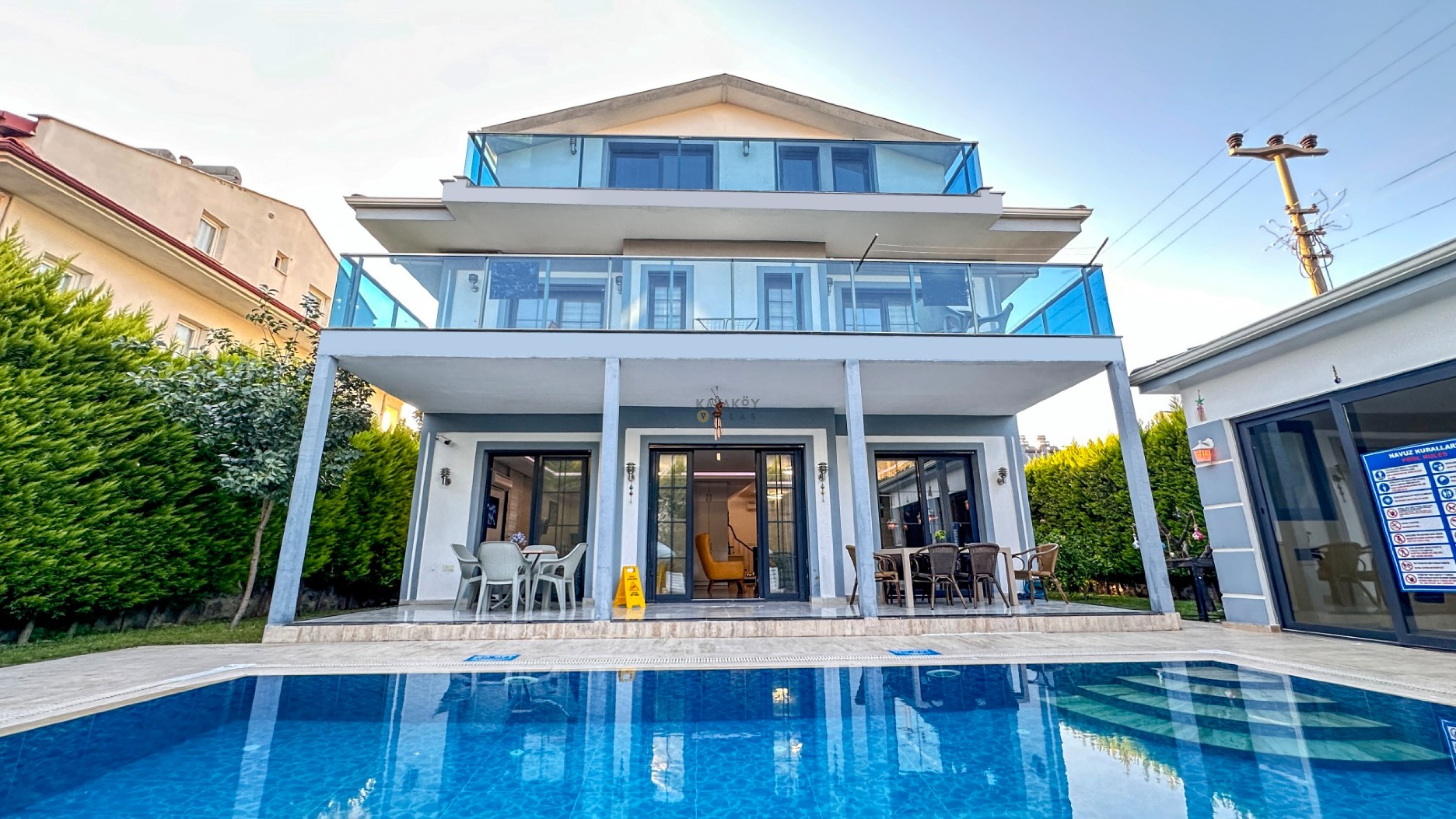 Villa Main