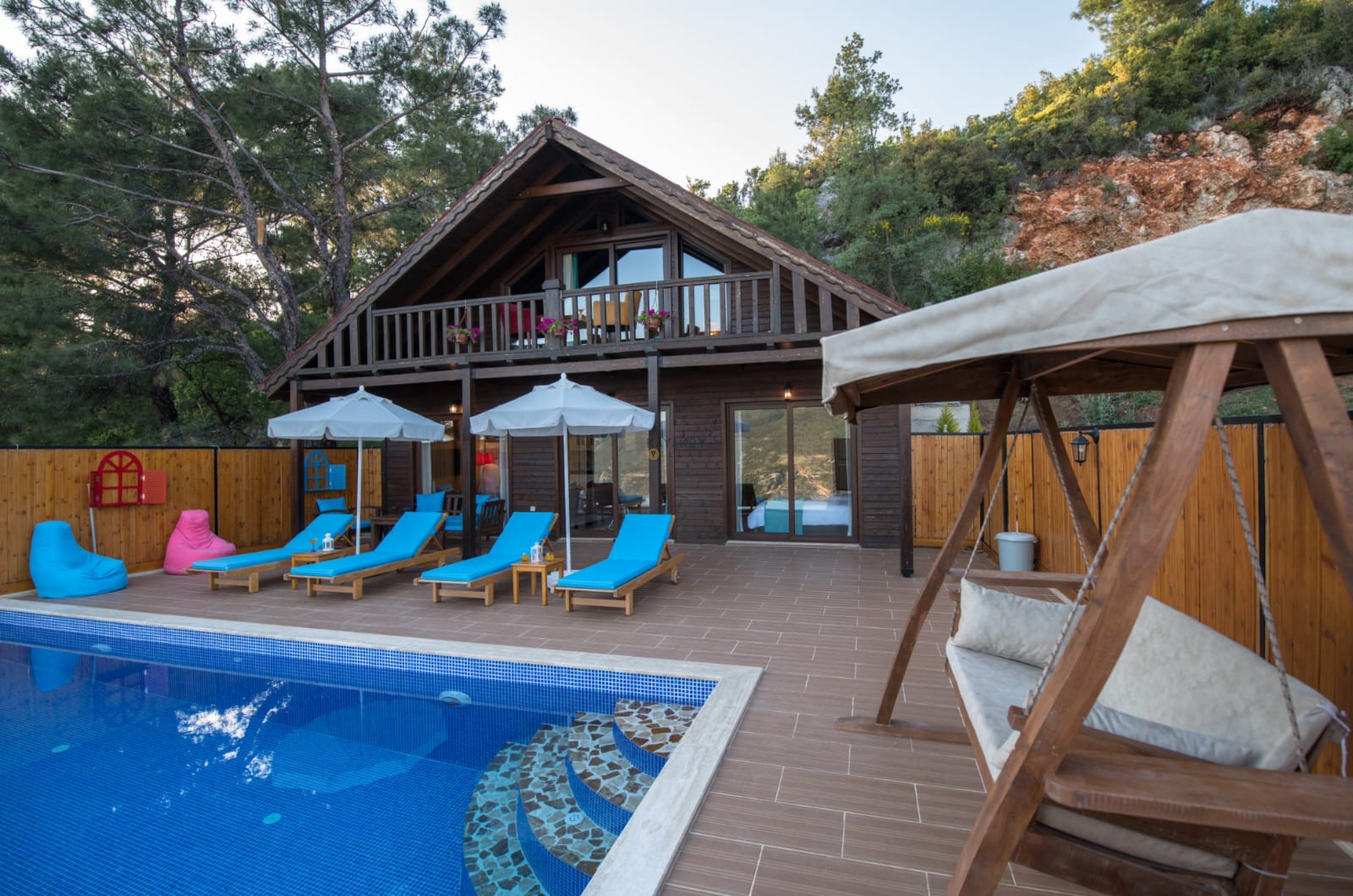 Mobile Gallery 6