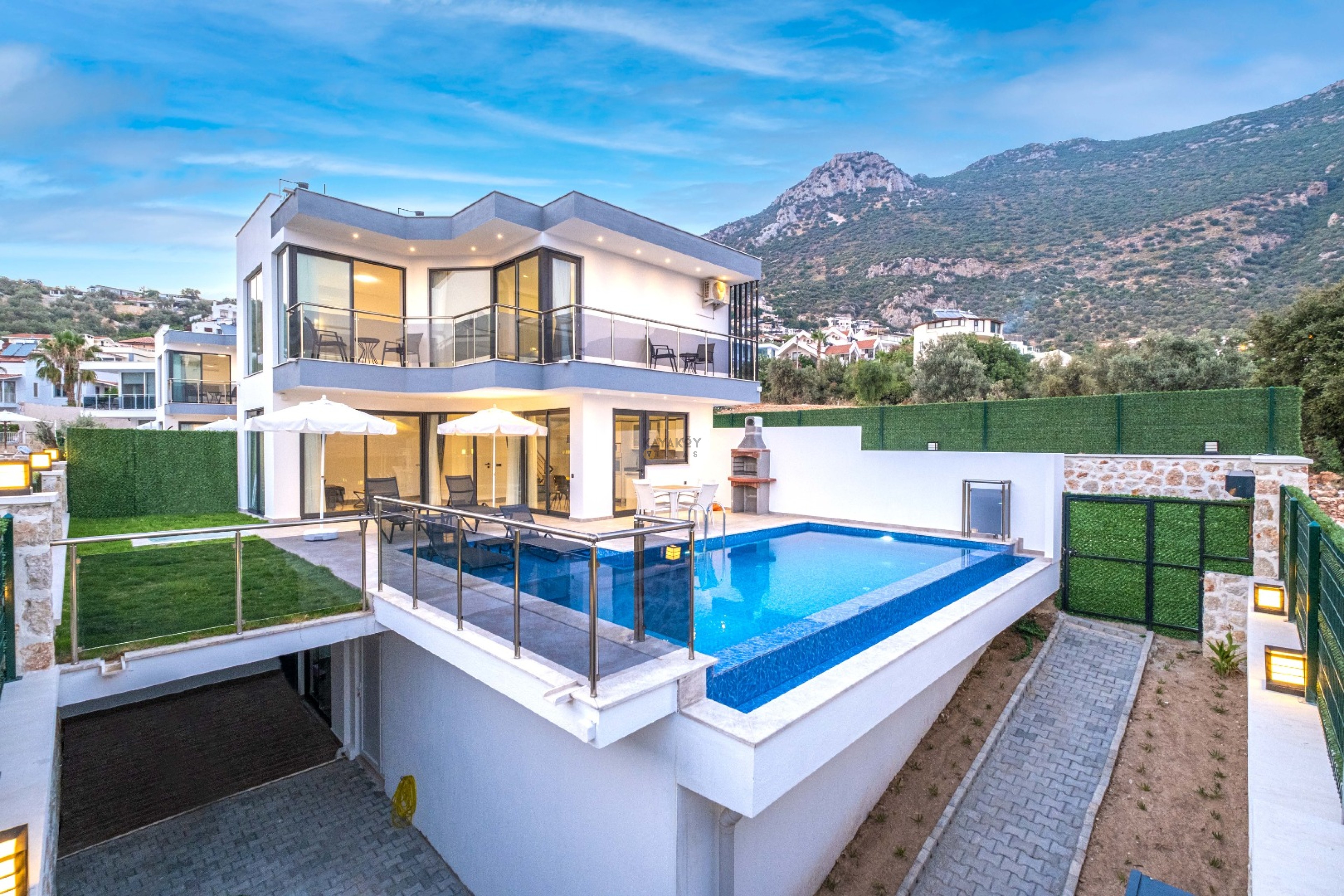 Villa Main