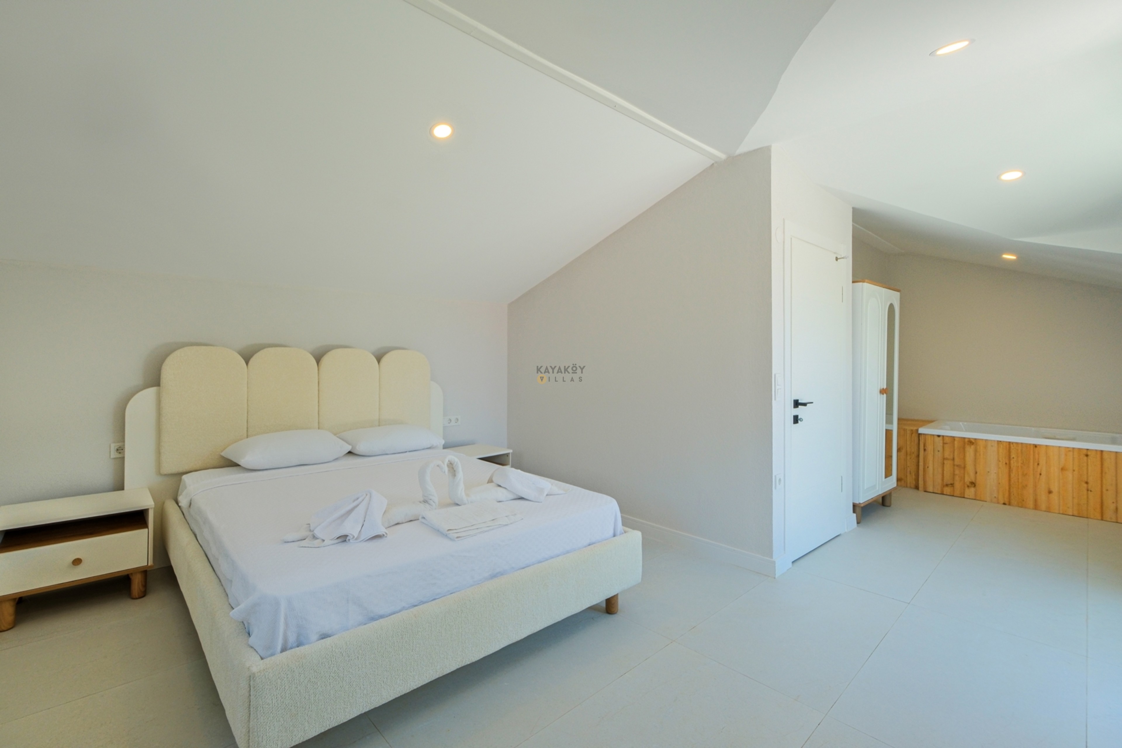 Gallery 0