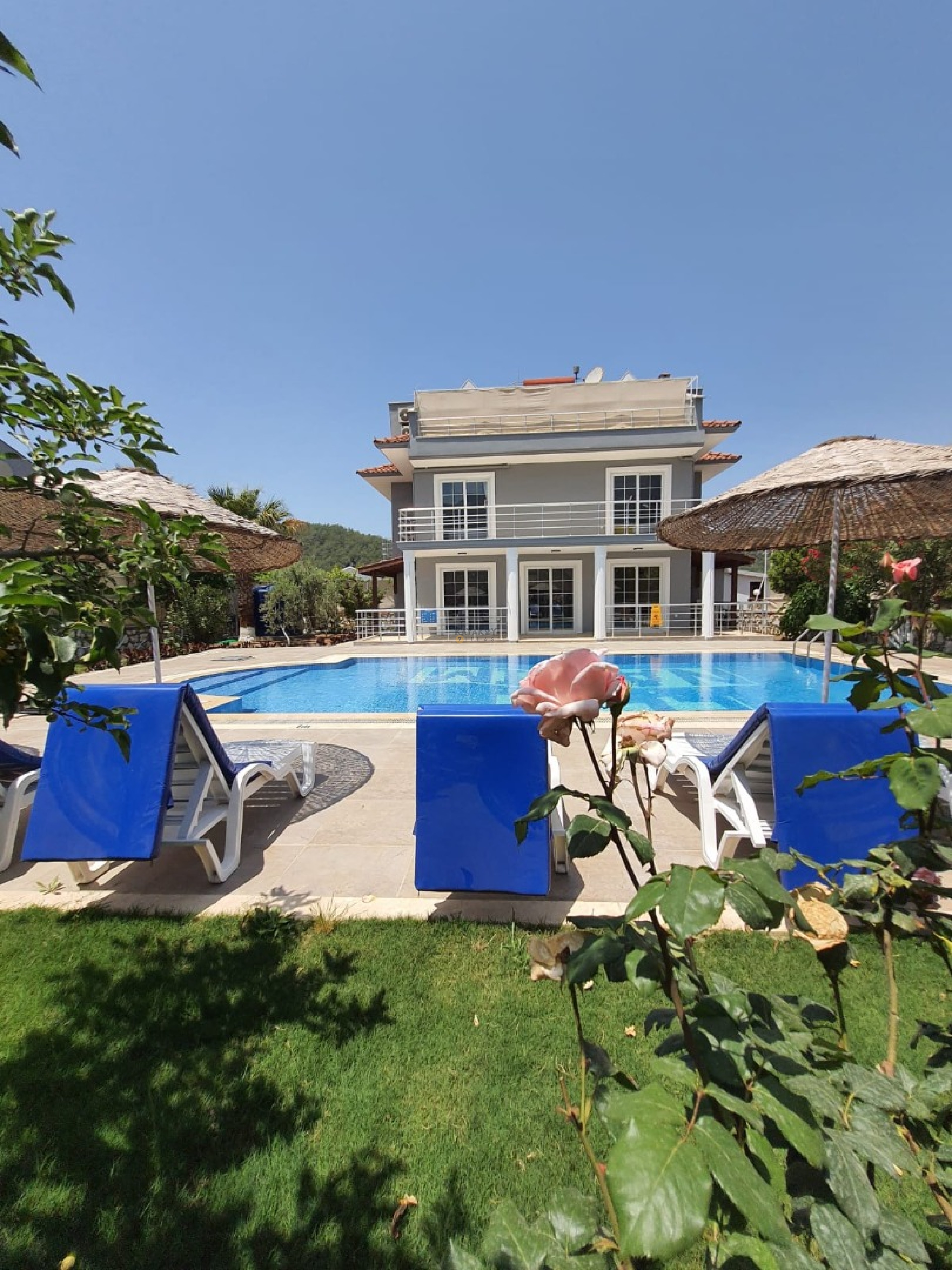 Villa Main
