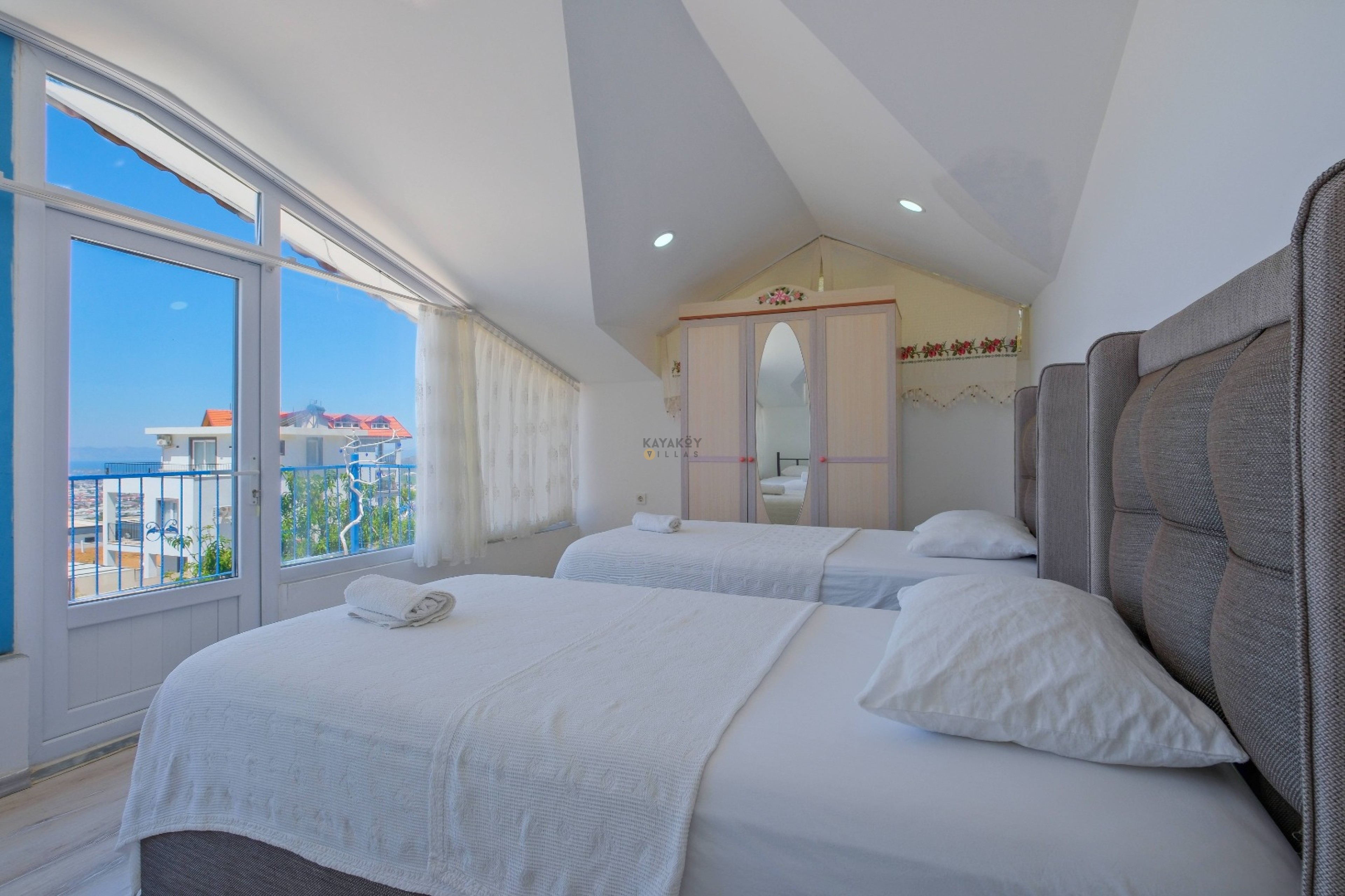 Mobile Gallery 29