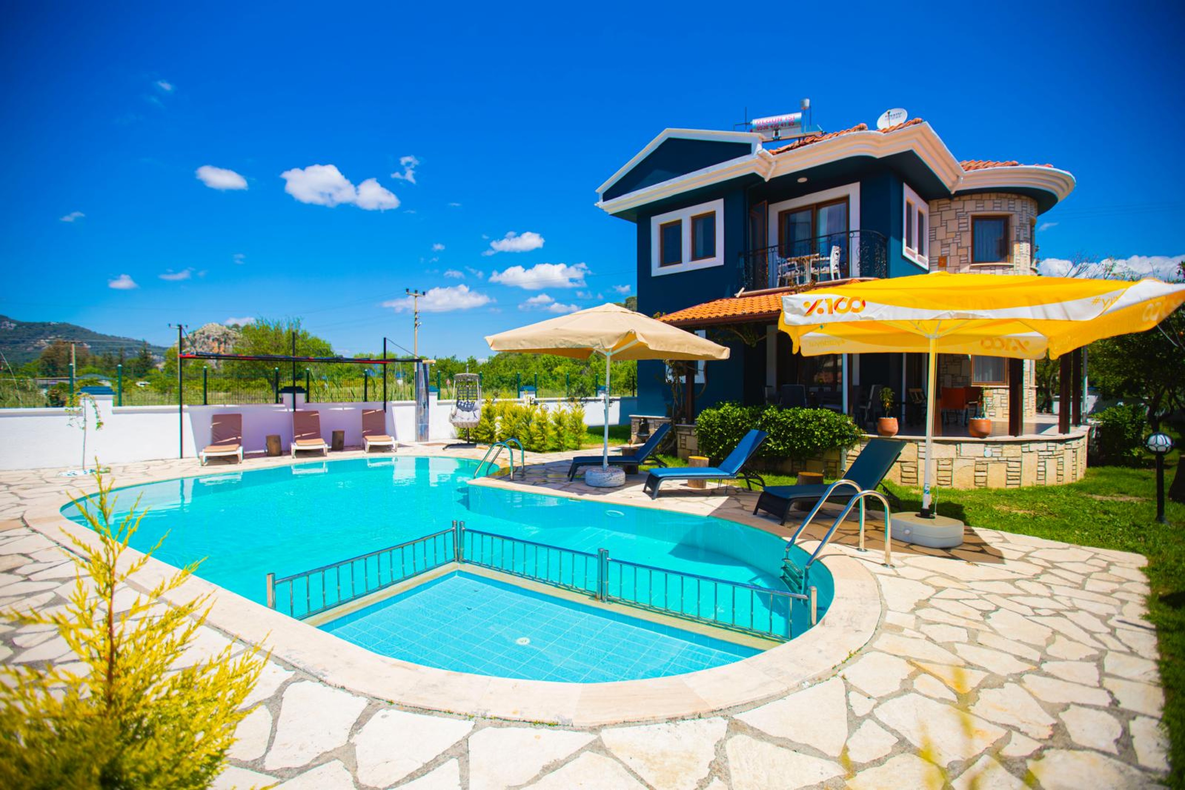 Villa Main
