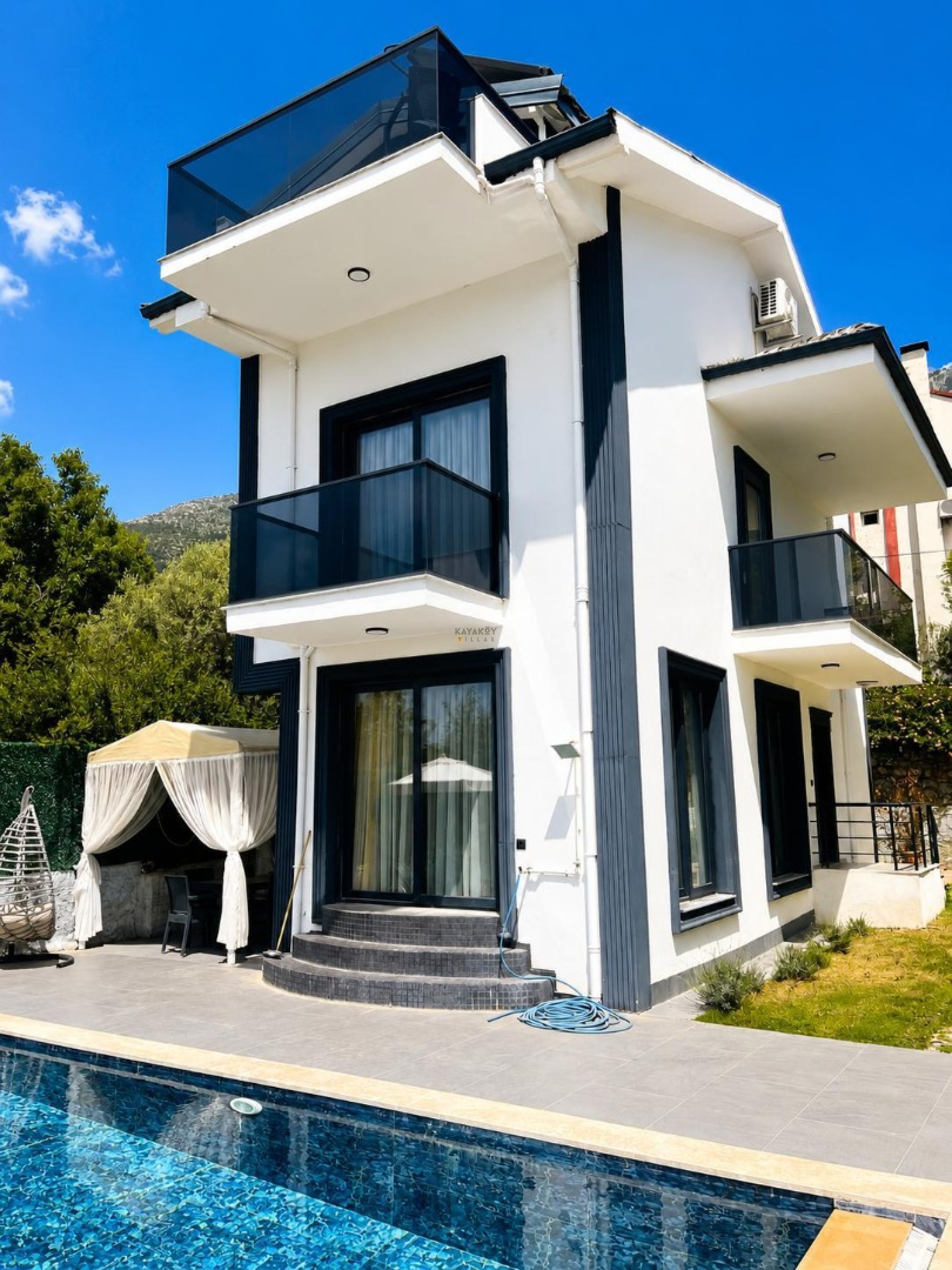 Villa Main