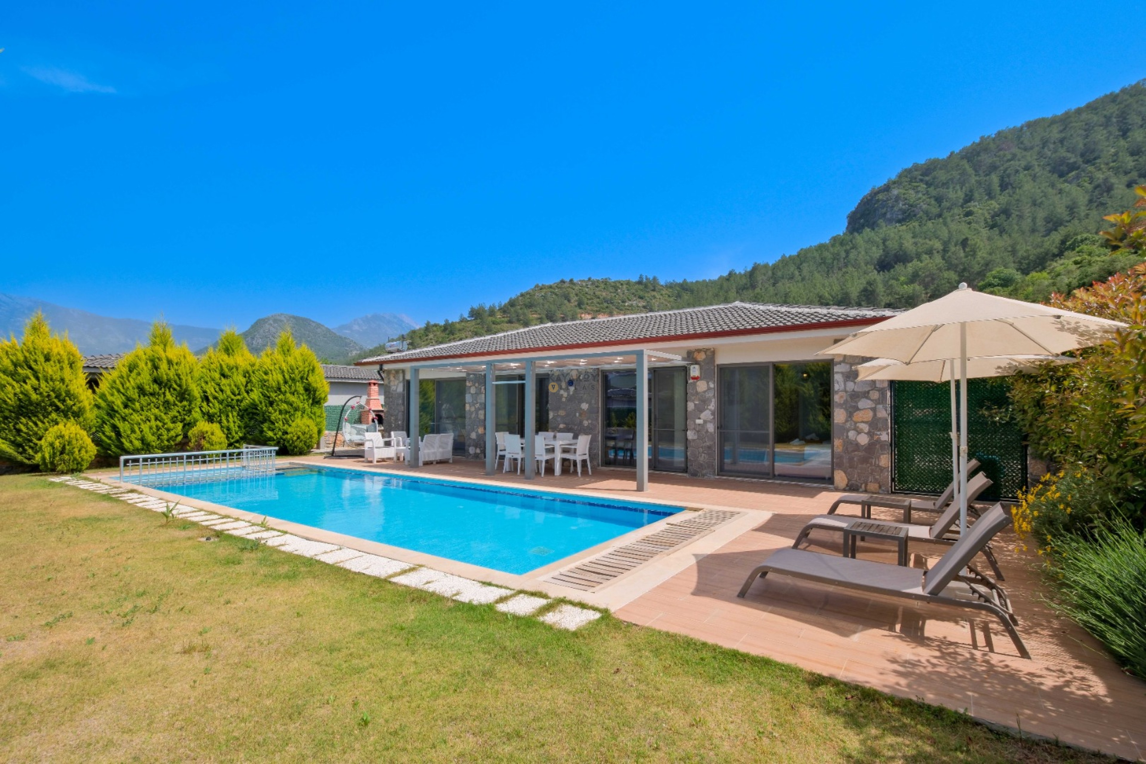 Villa Main