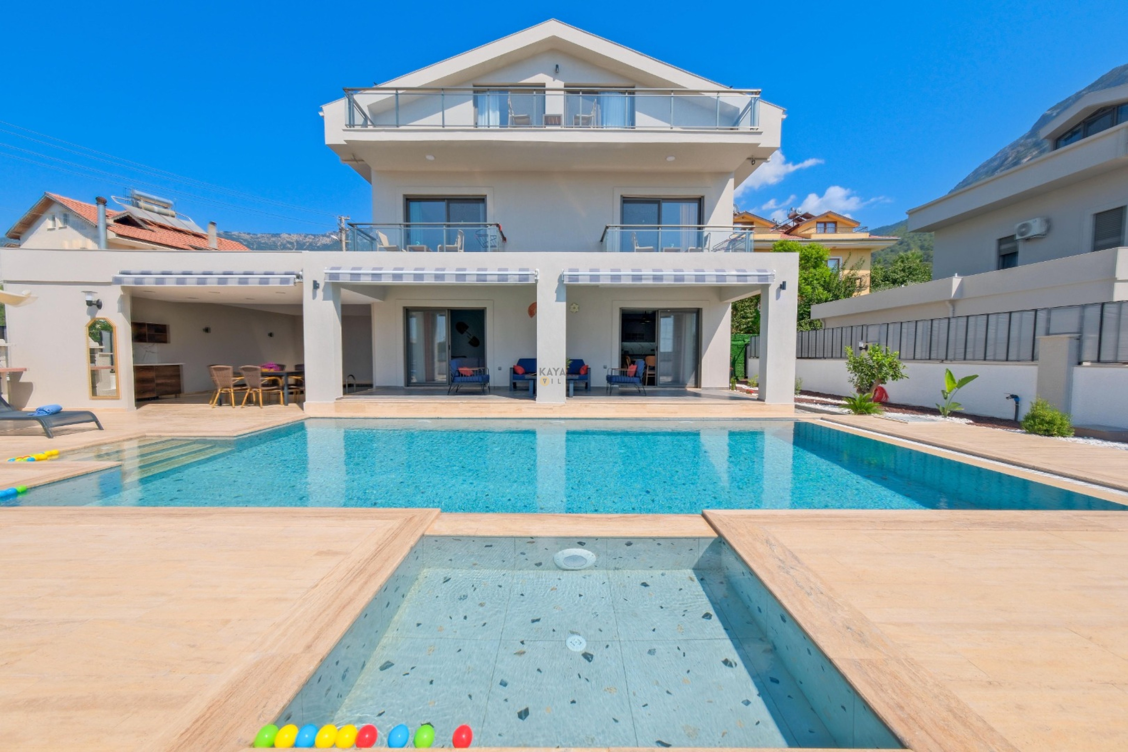 Villa Main