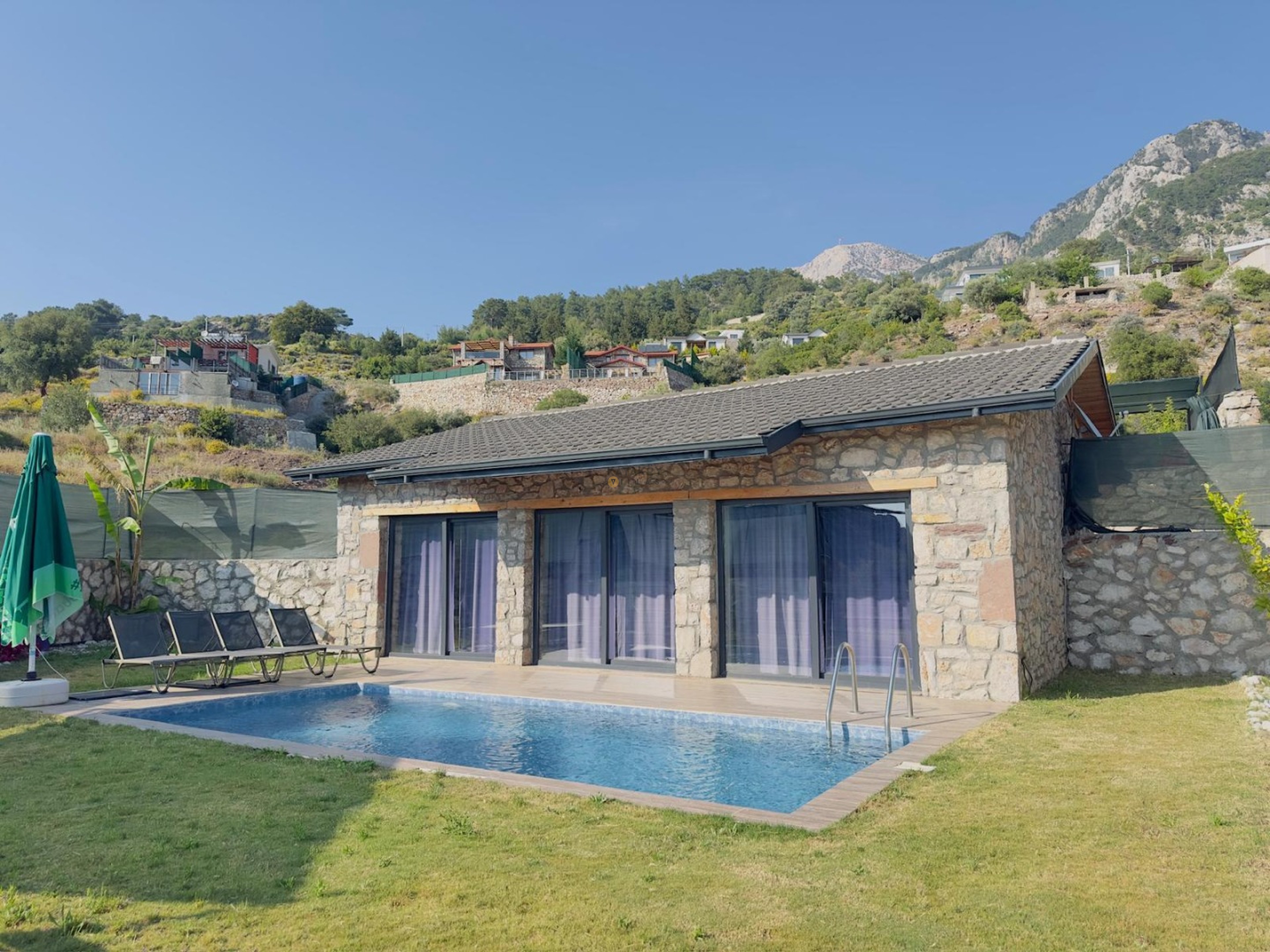 Villa Main