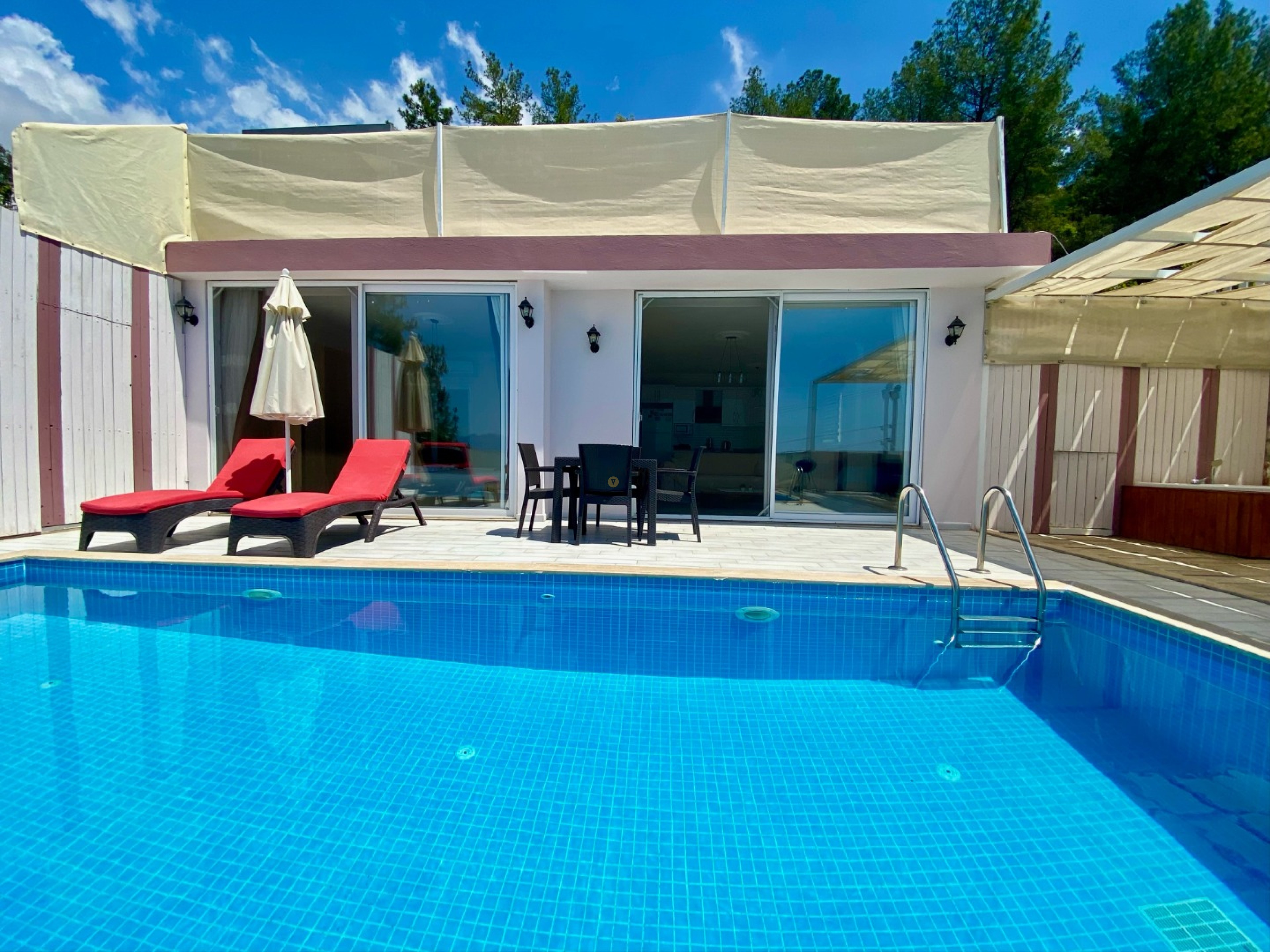 Villa Main