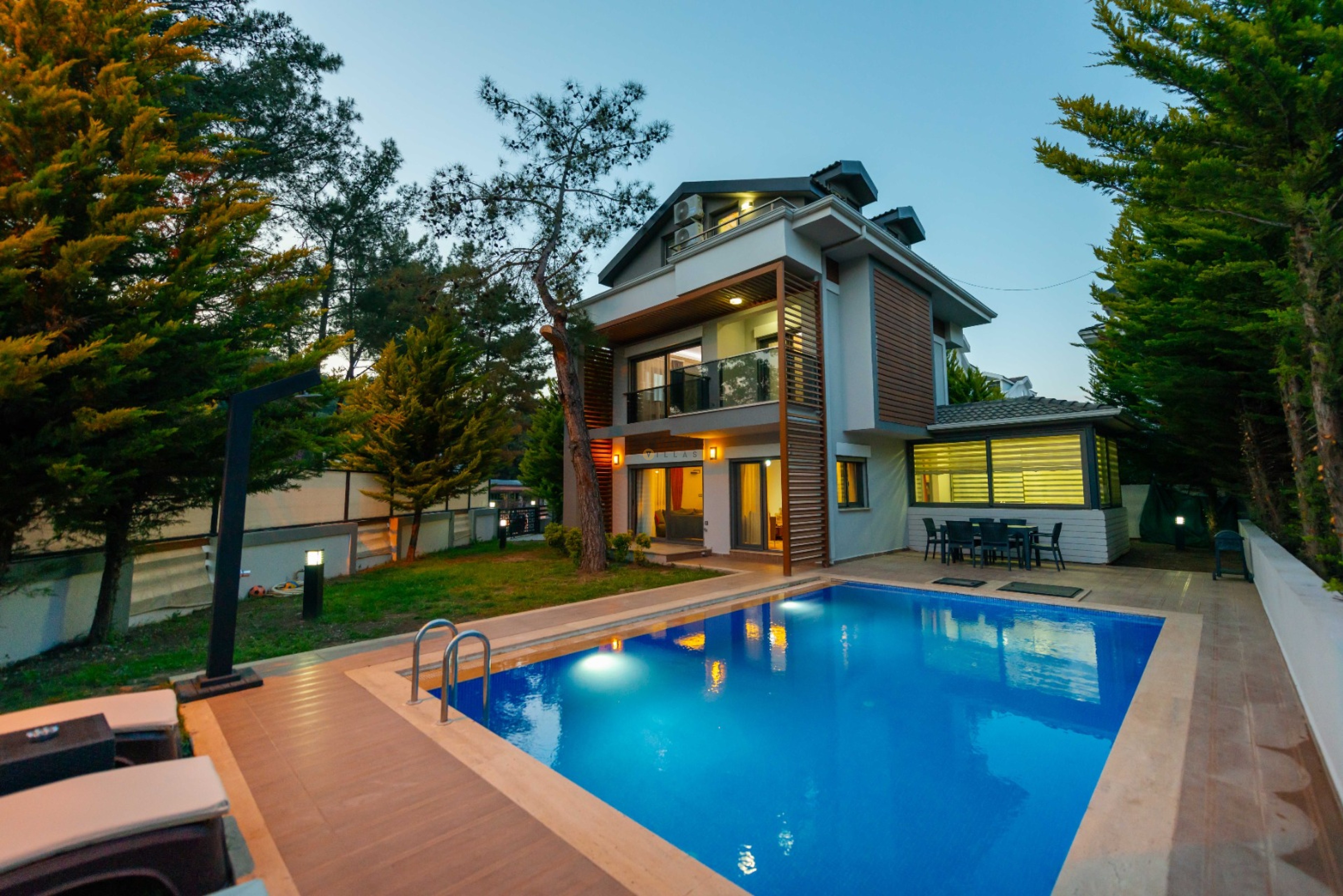 Villa Main