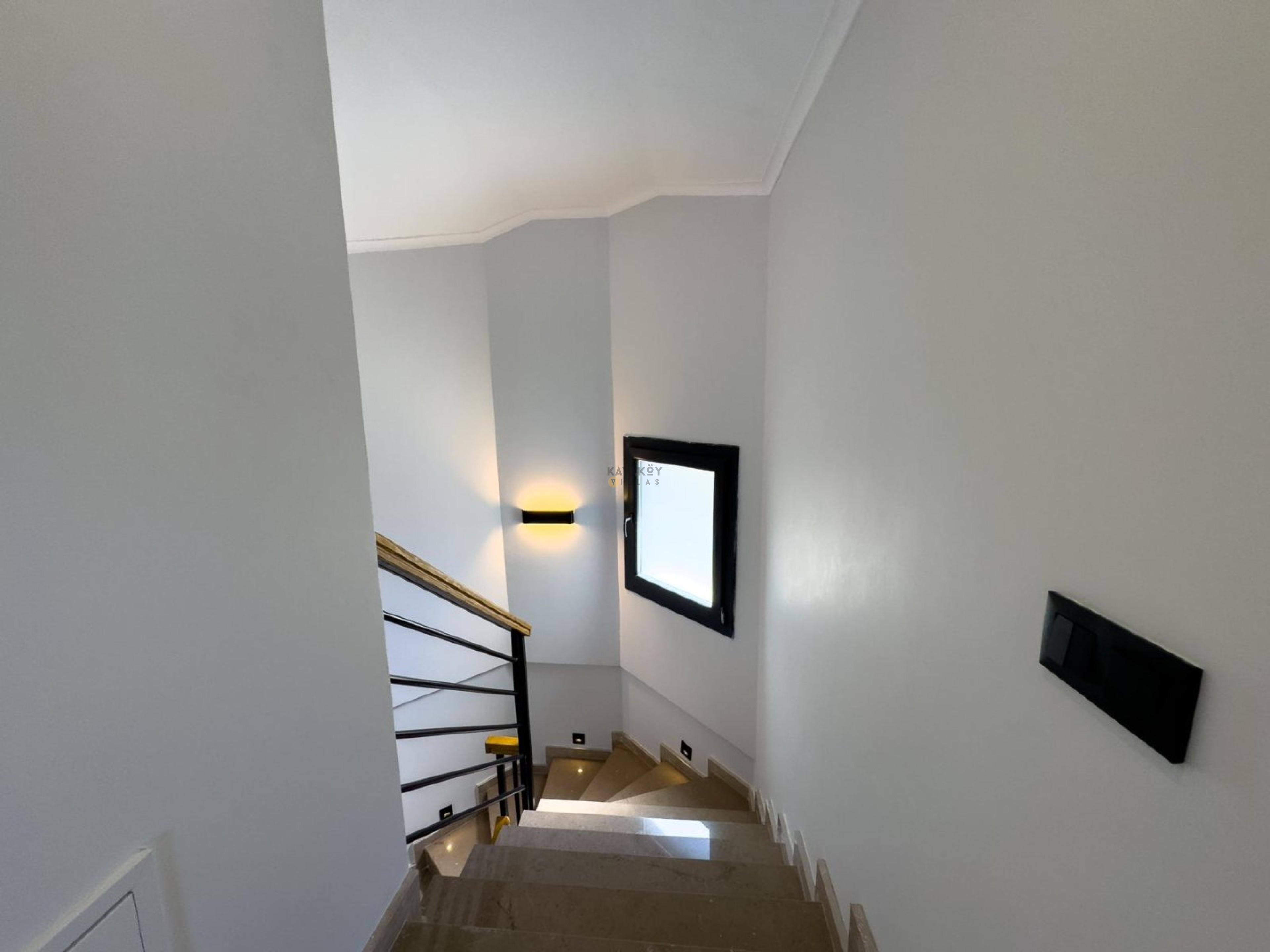 Mobile Gallery 18
