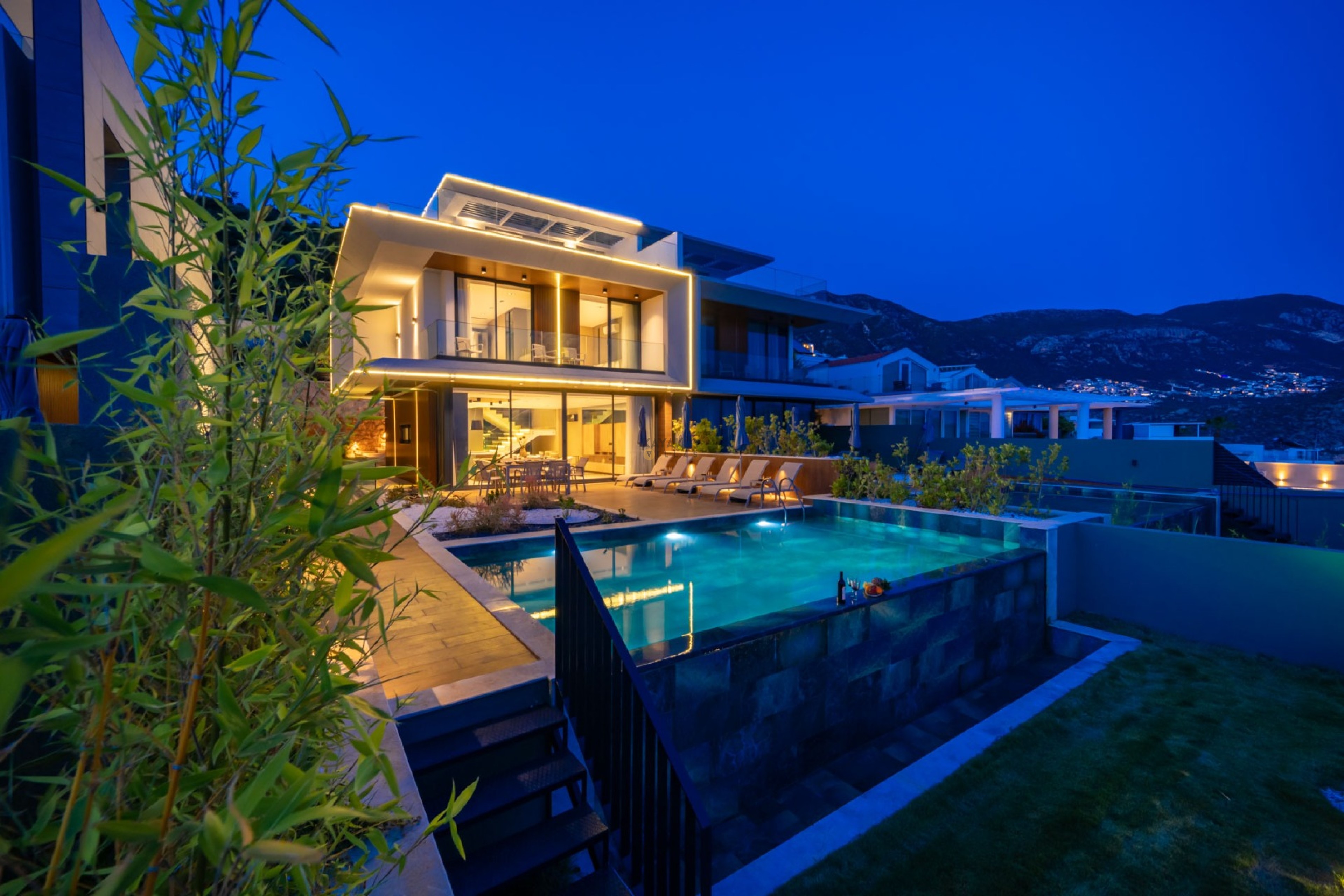 Villa Main