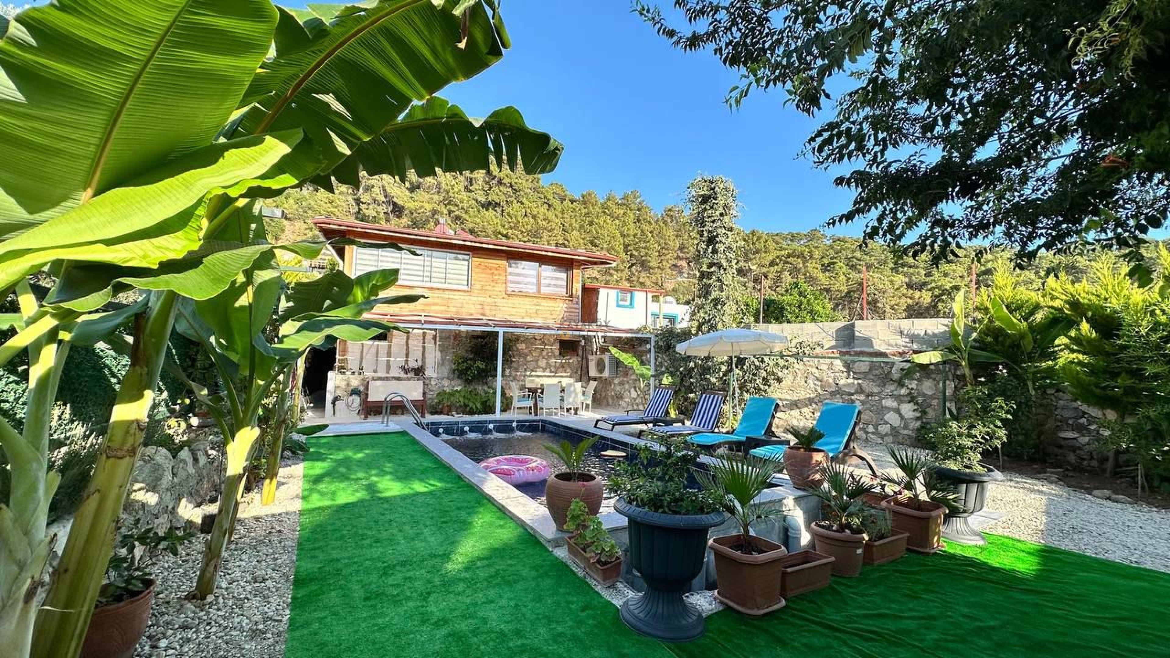 Villa Main