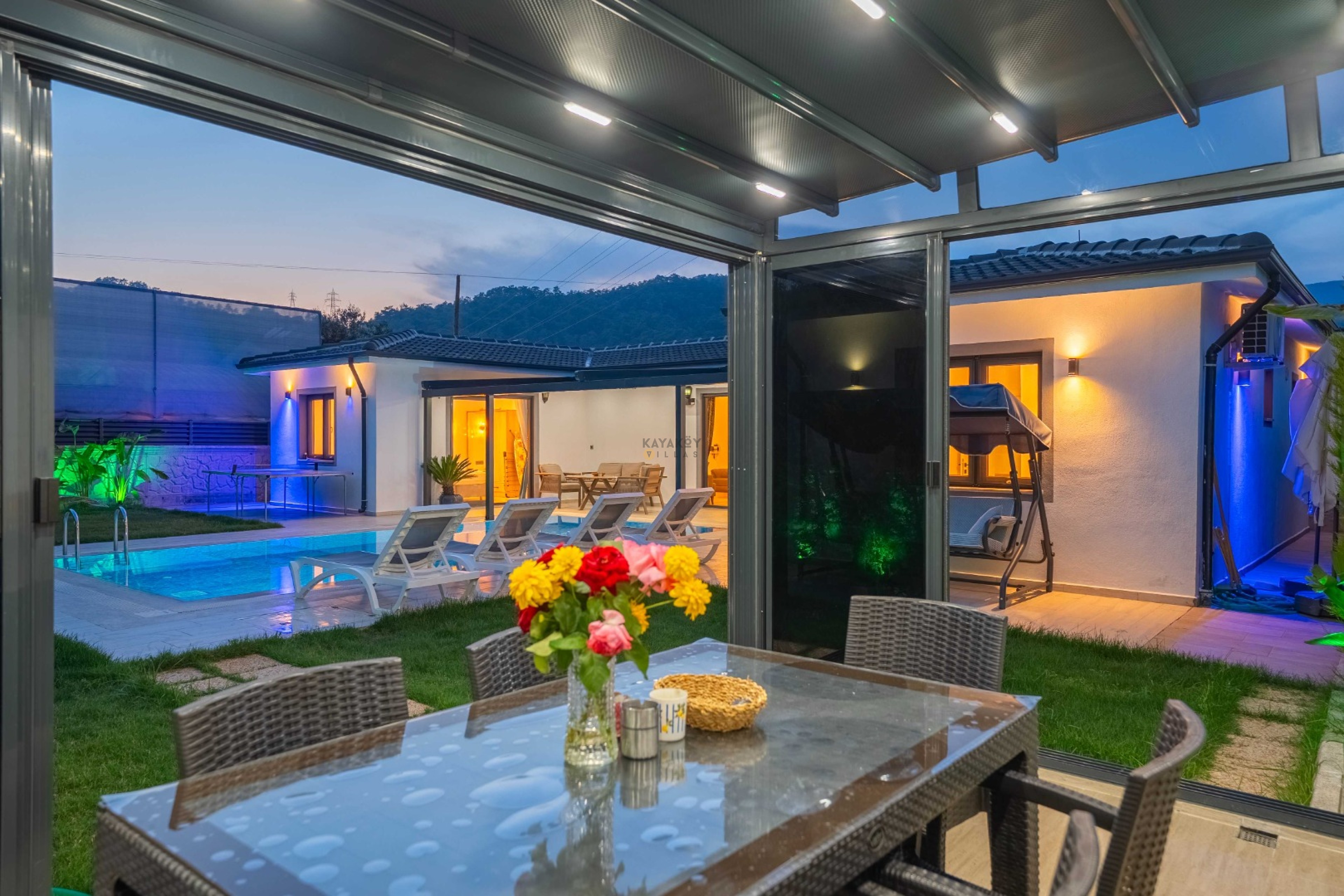 Mobile Gallery 37