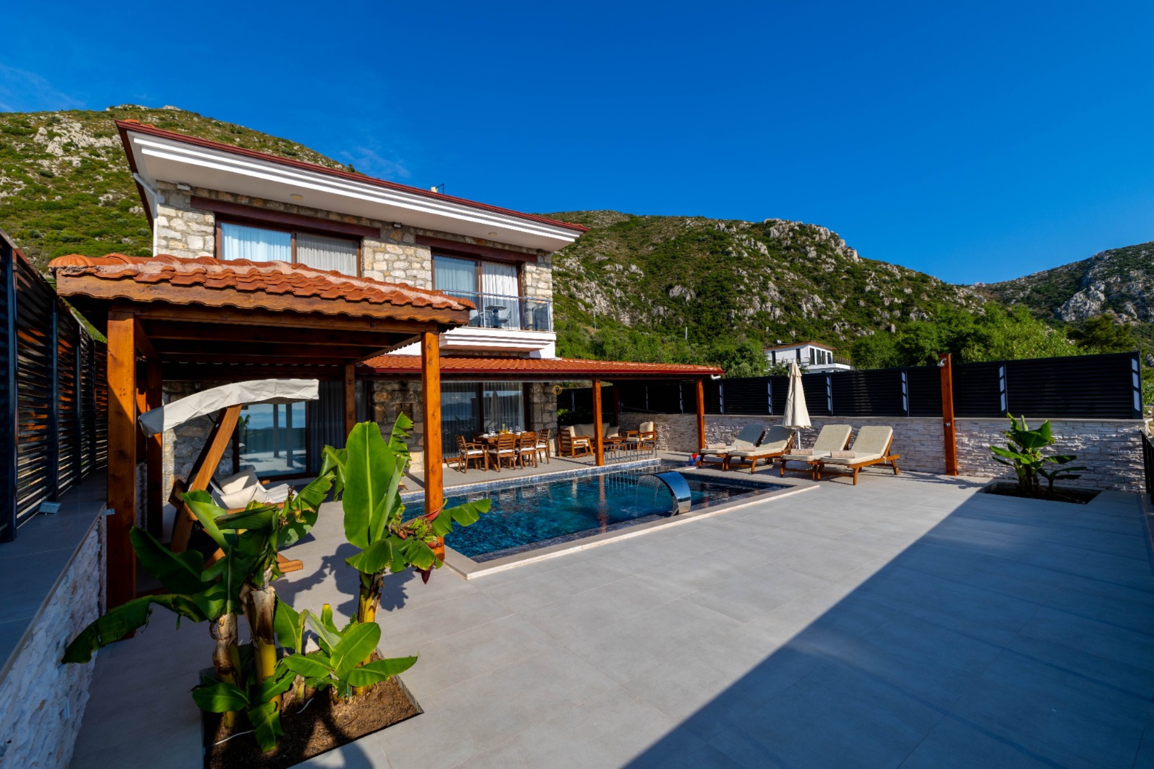 Mobile Gallery 5