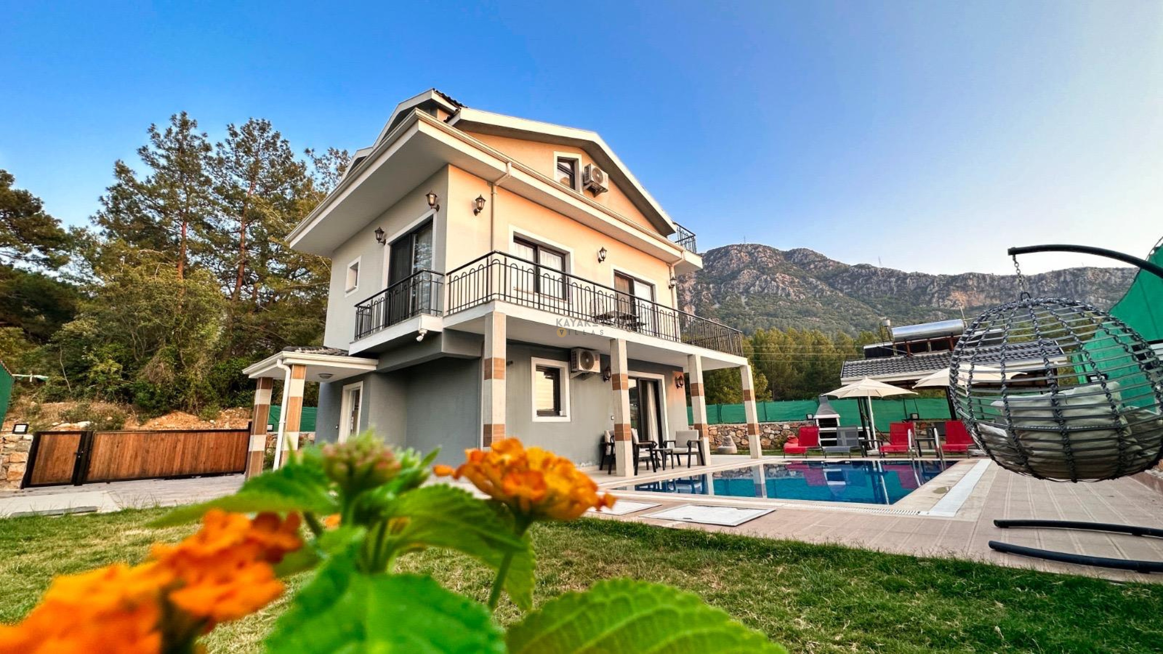 Villa Main