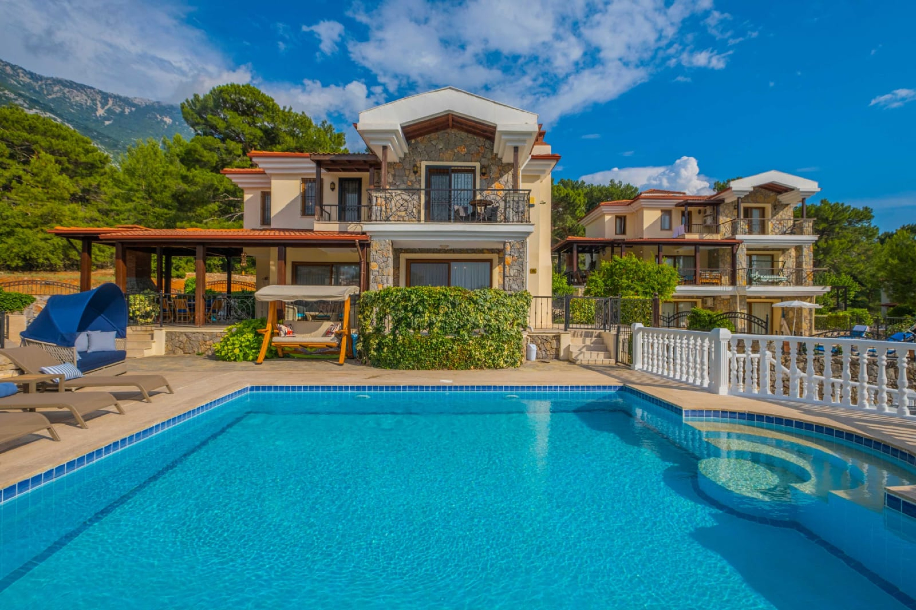 Villa Main