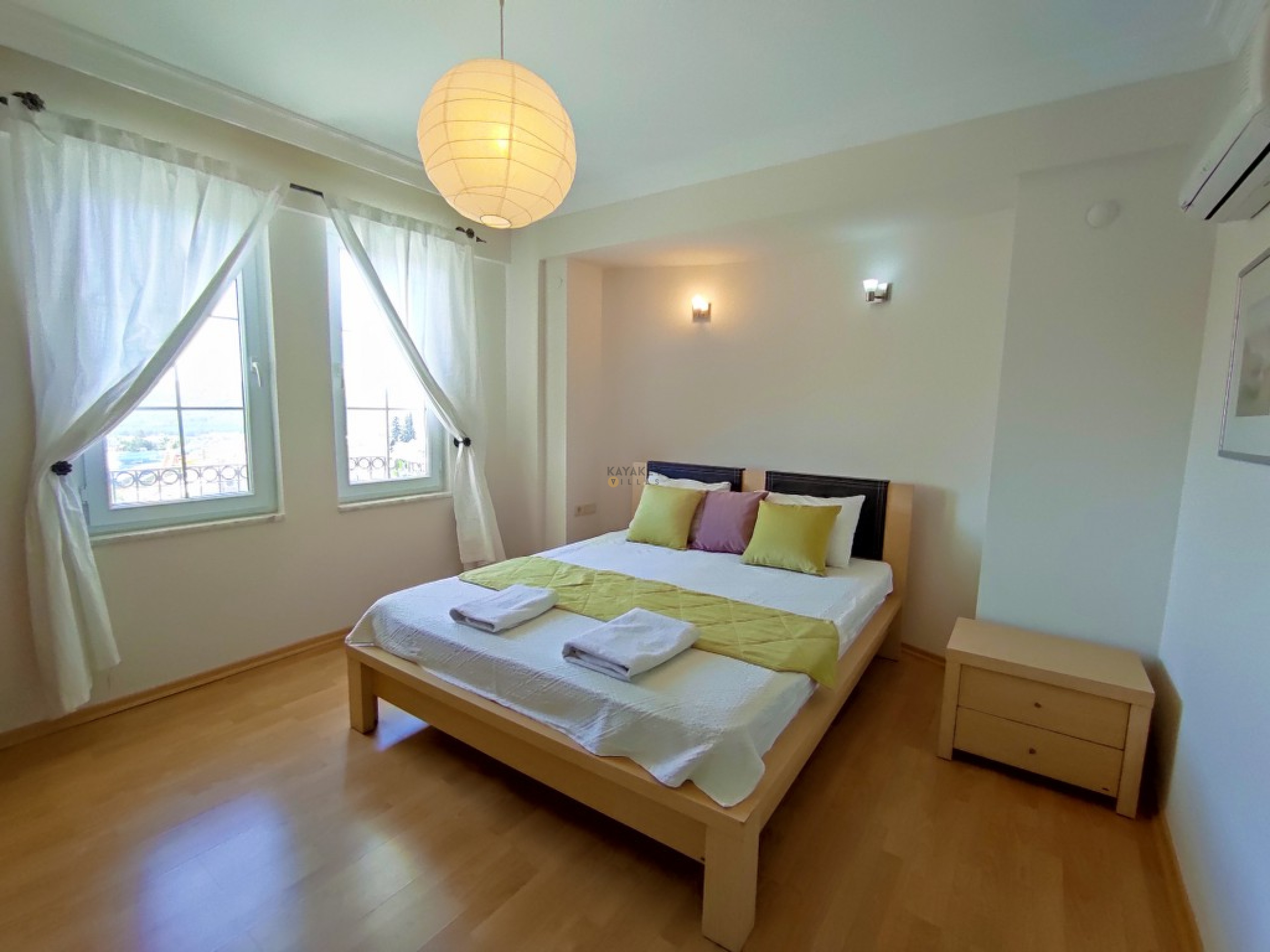Gallery 0
