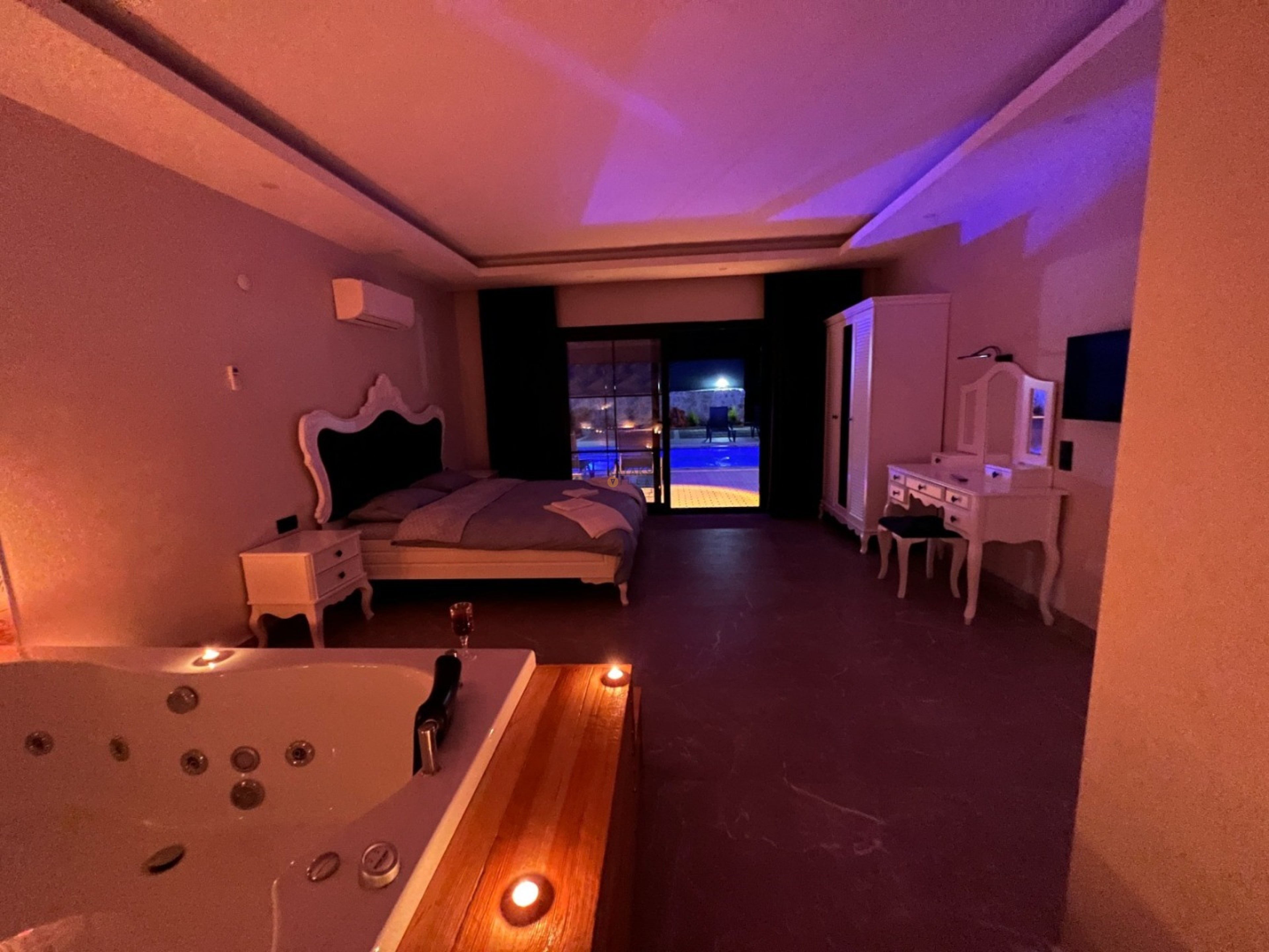 Mobile Gallery 15