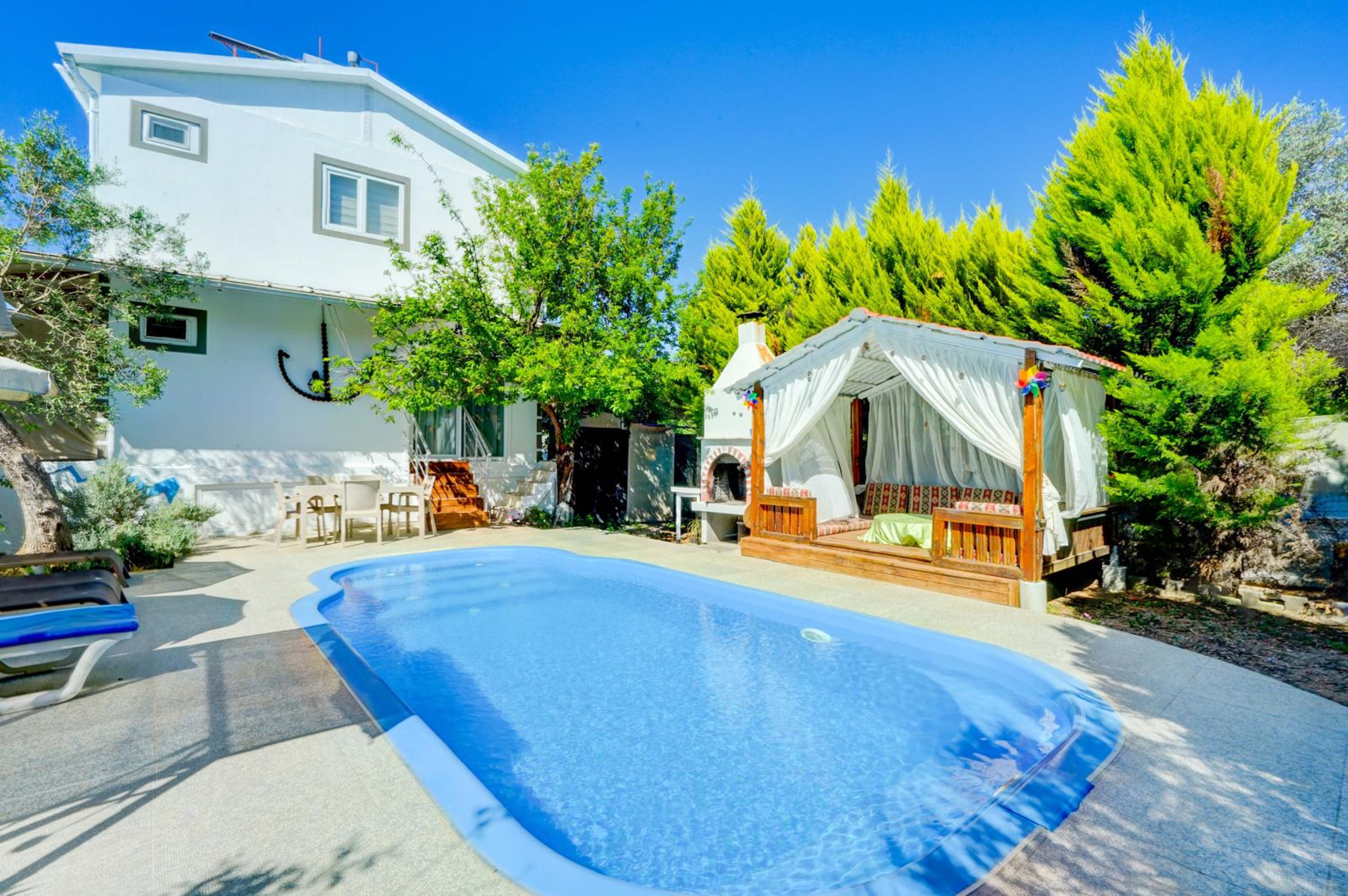 Villa Main
