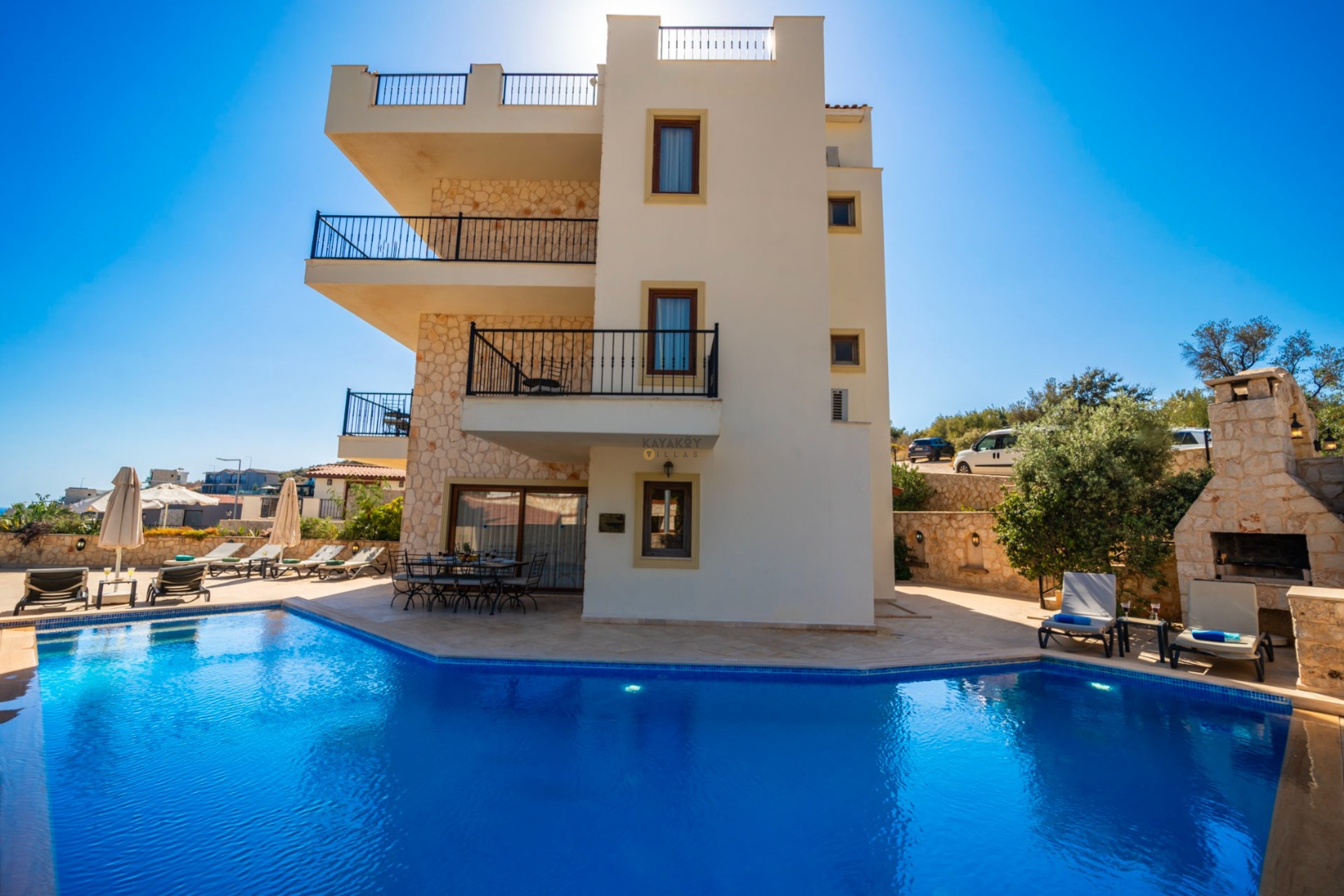 Villa Main