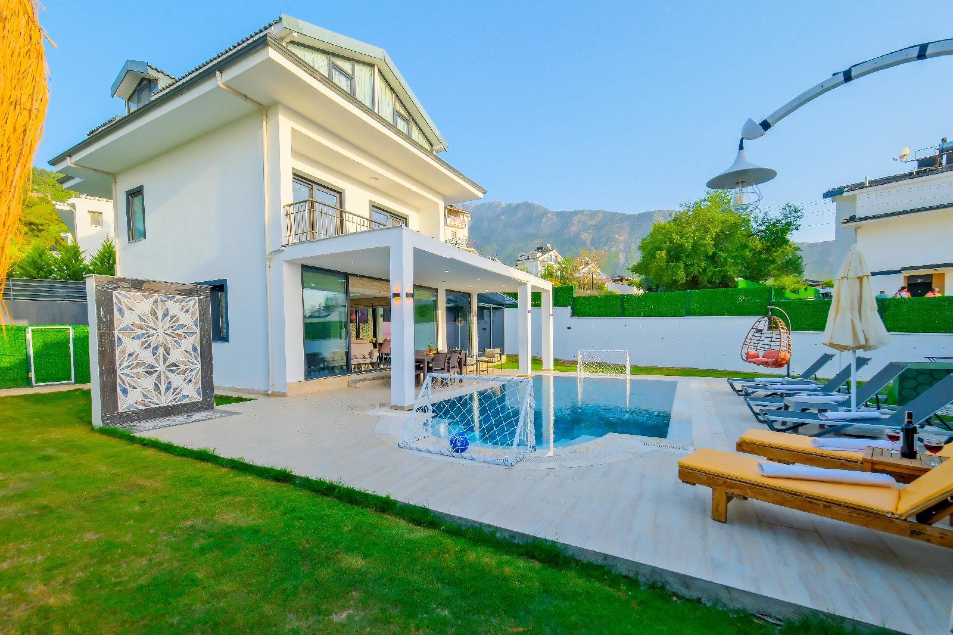 Mobile Gallery 7