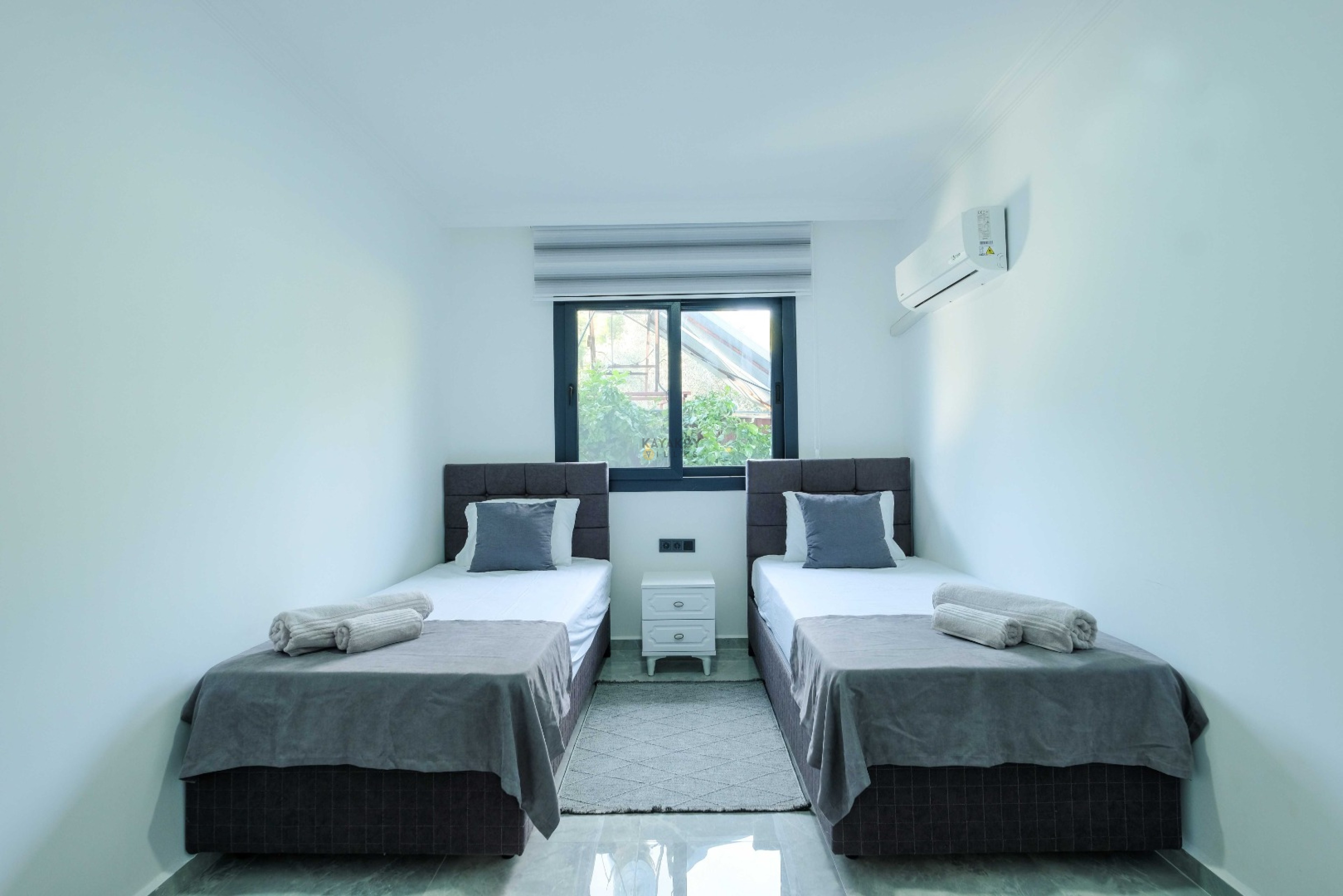 Mobile Gallery 43