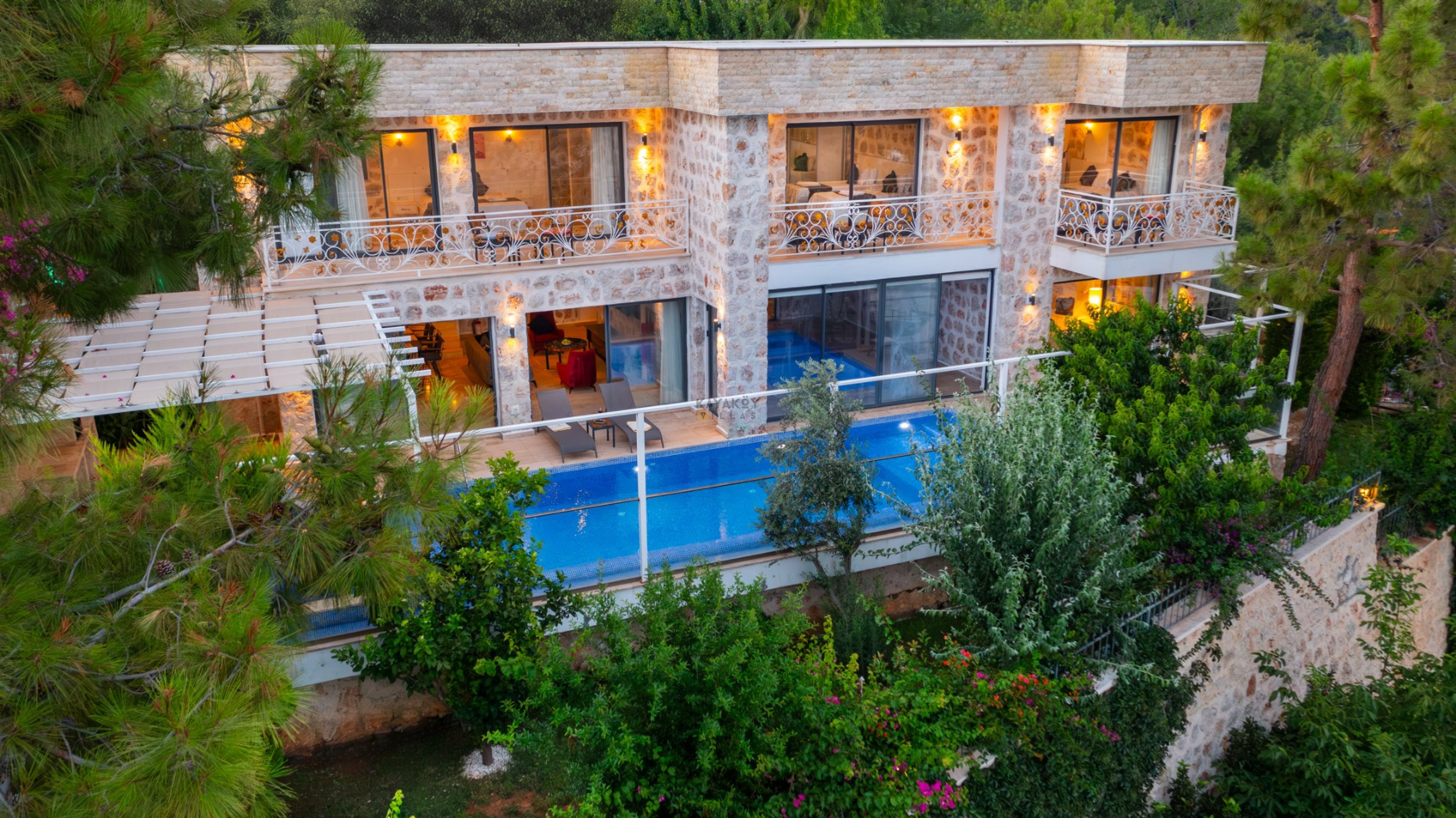 Villa Main