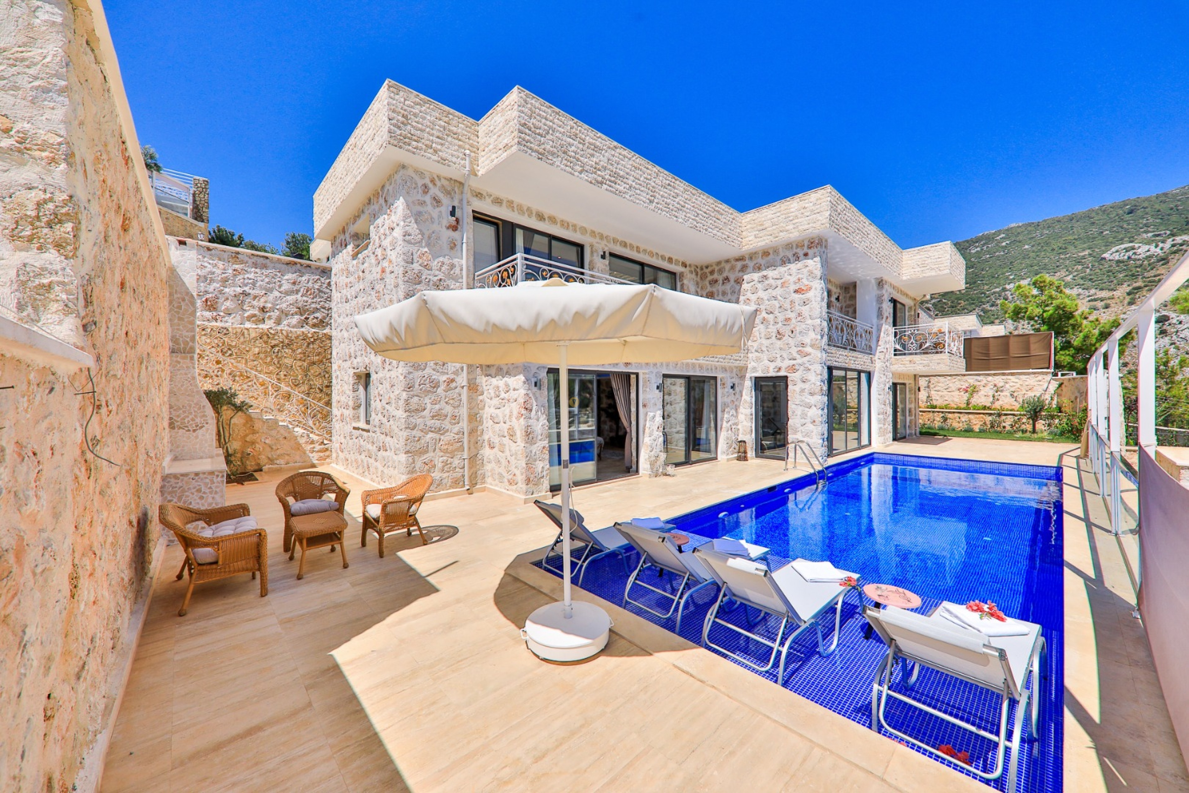 Villa Main