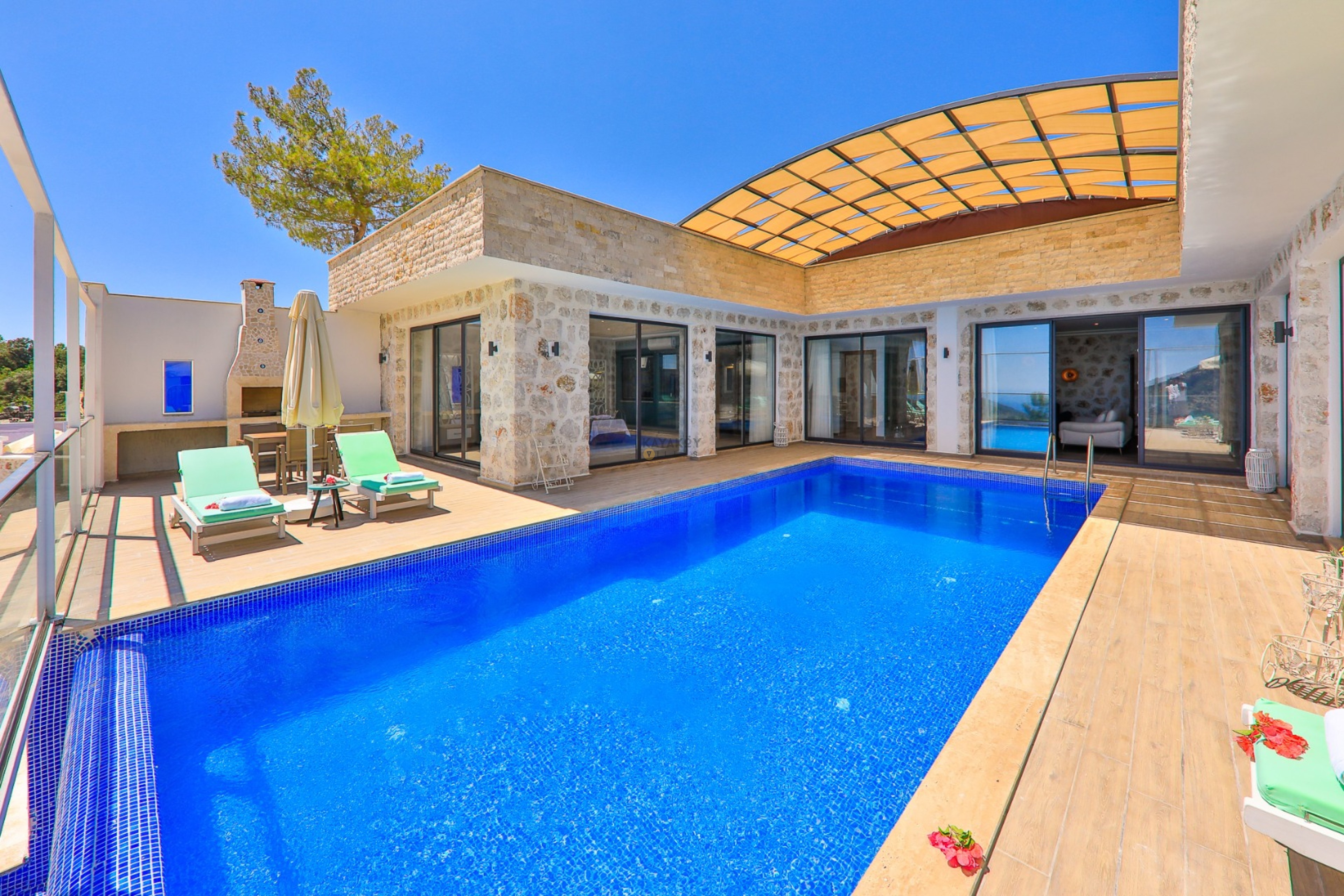 Villa Main