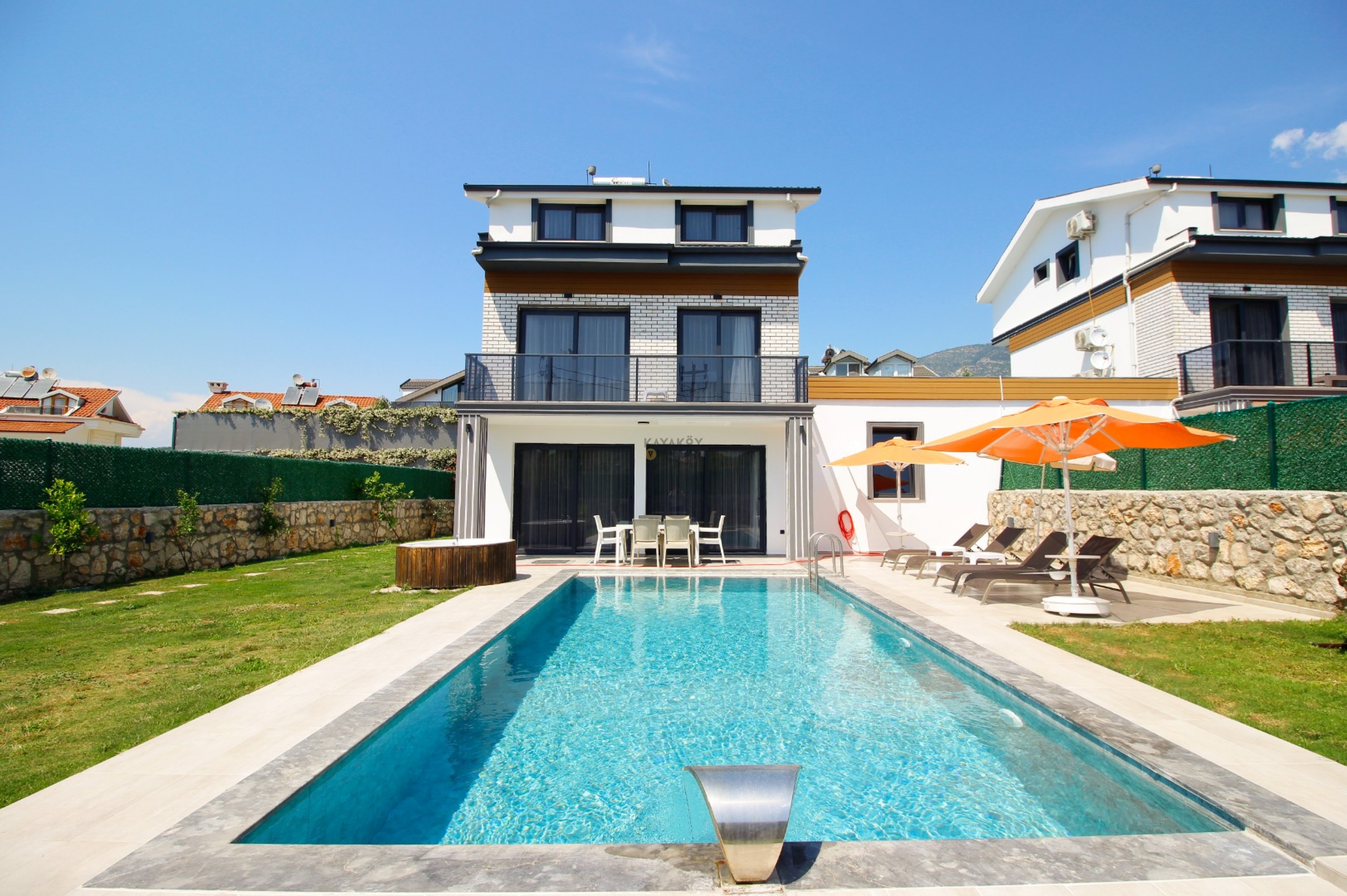 Villa Main