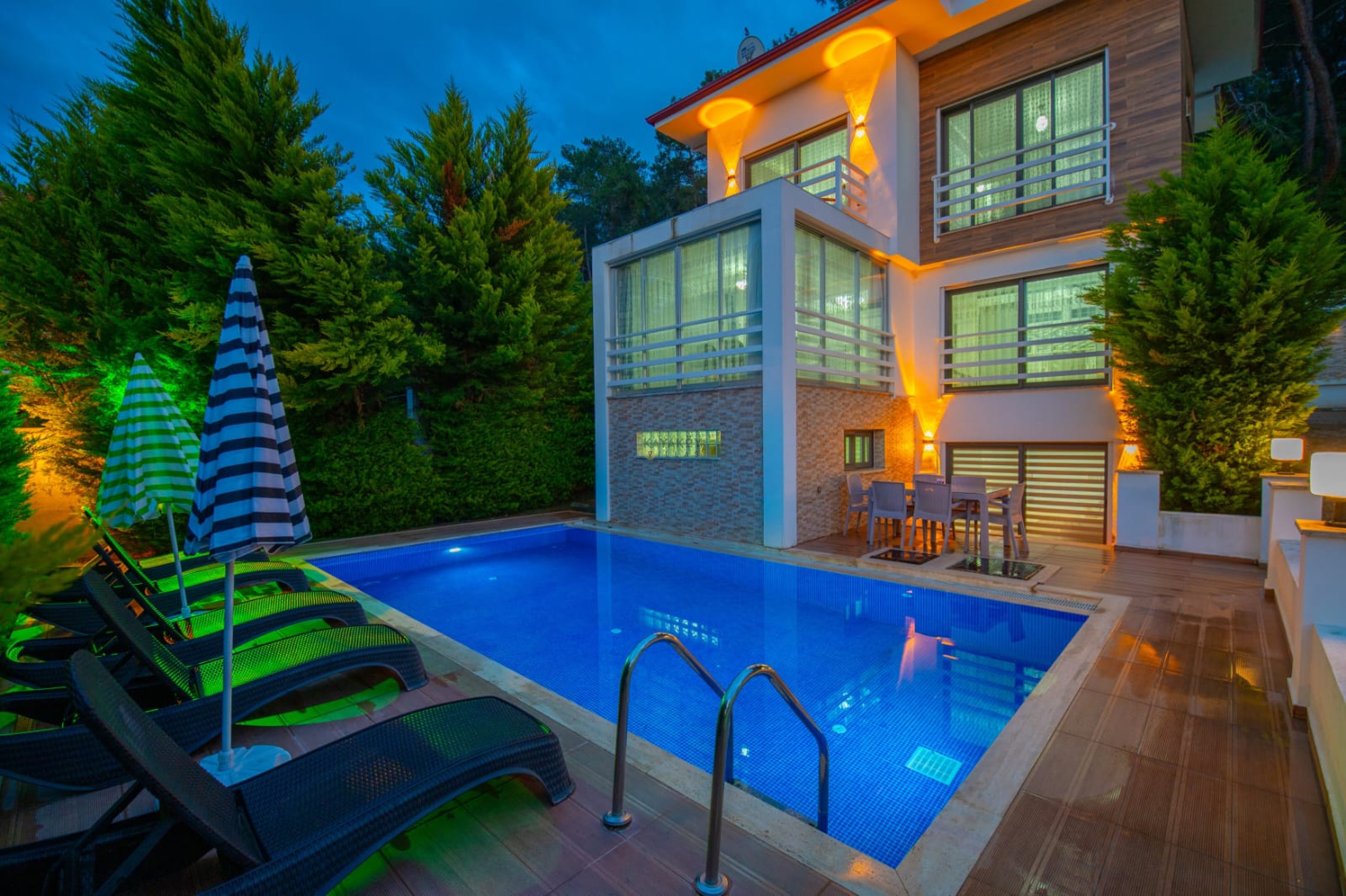 Villa Main