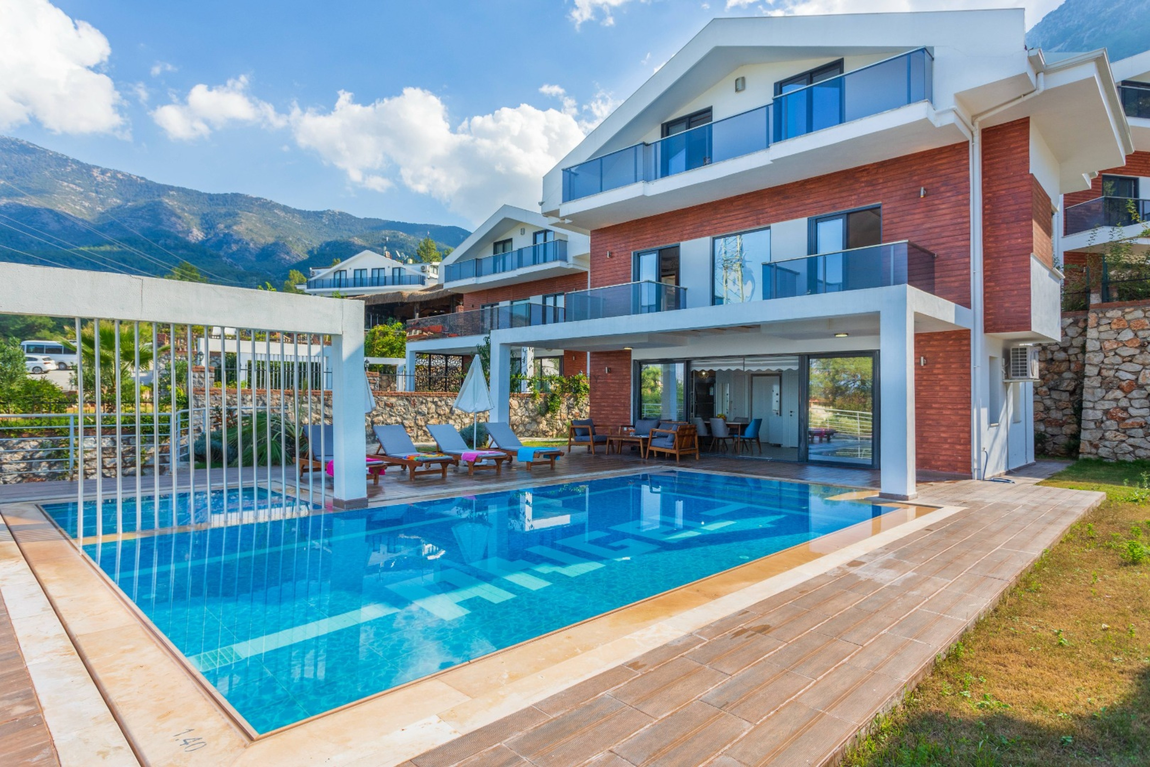 Villa Main