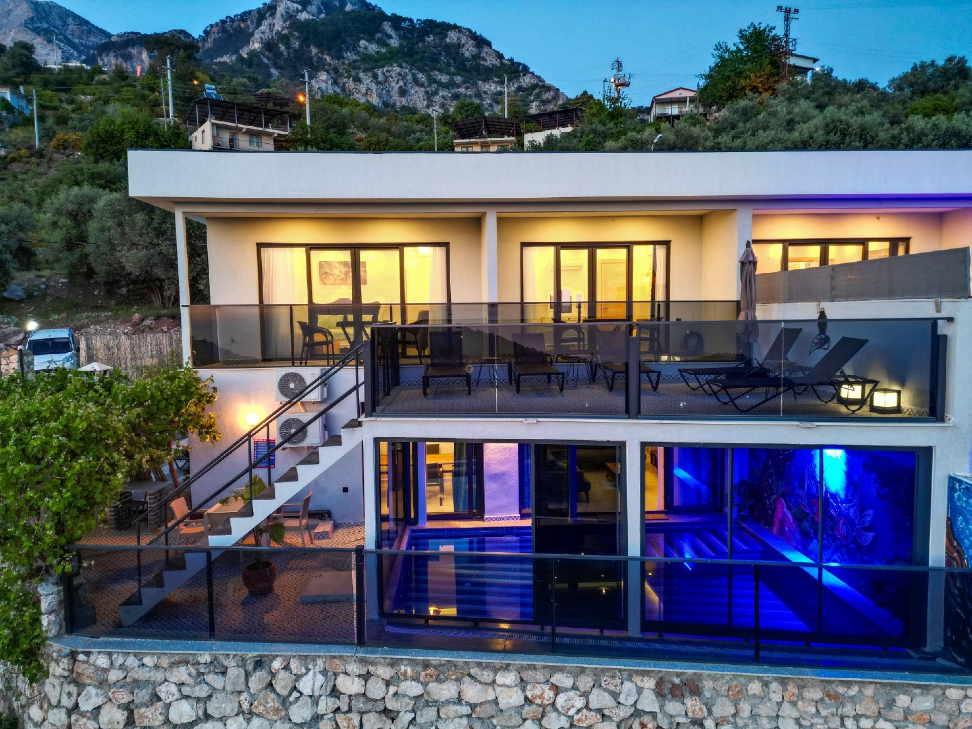 Villa Main
