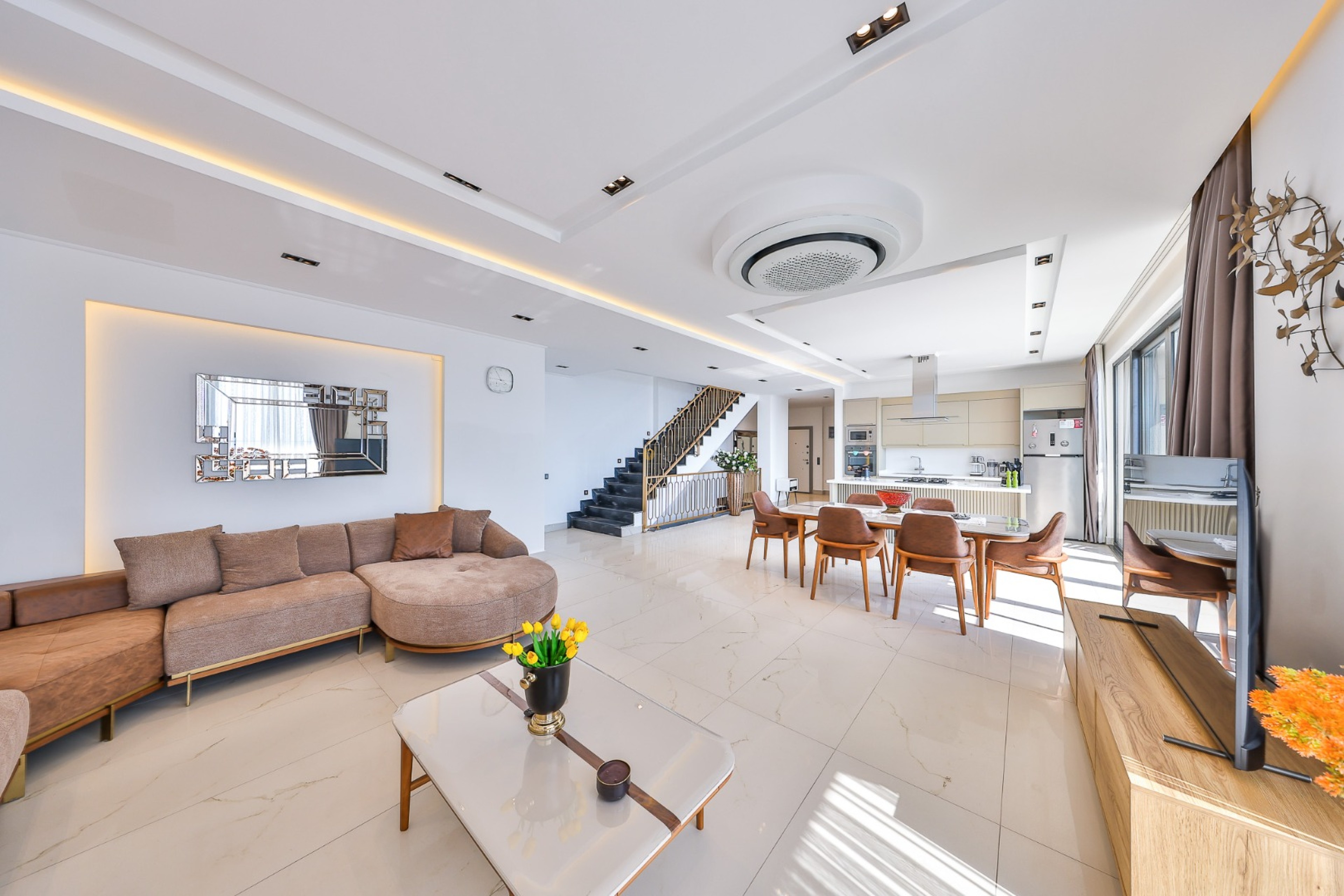 Gallery 0