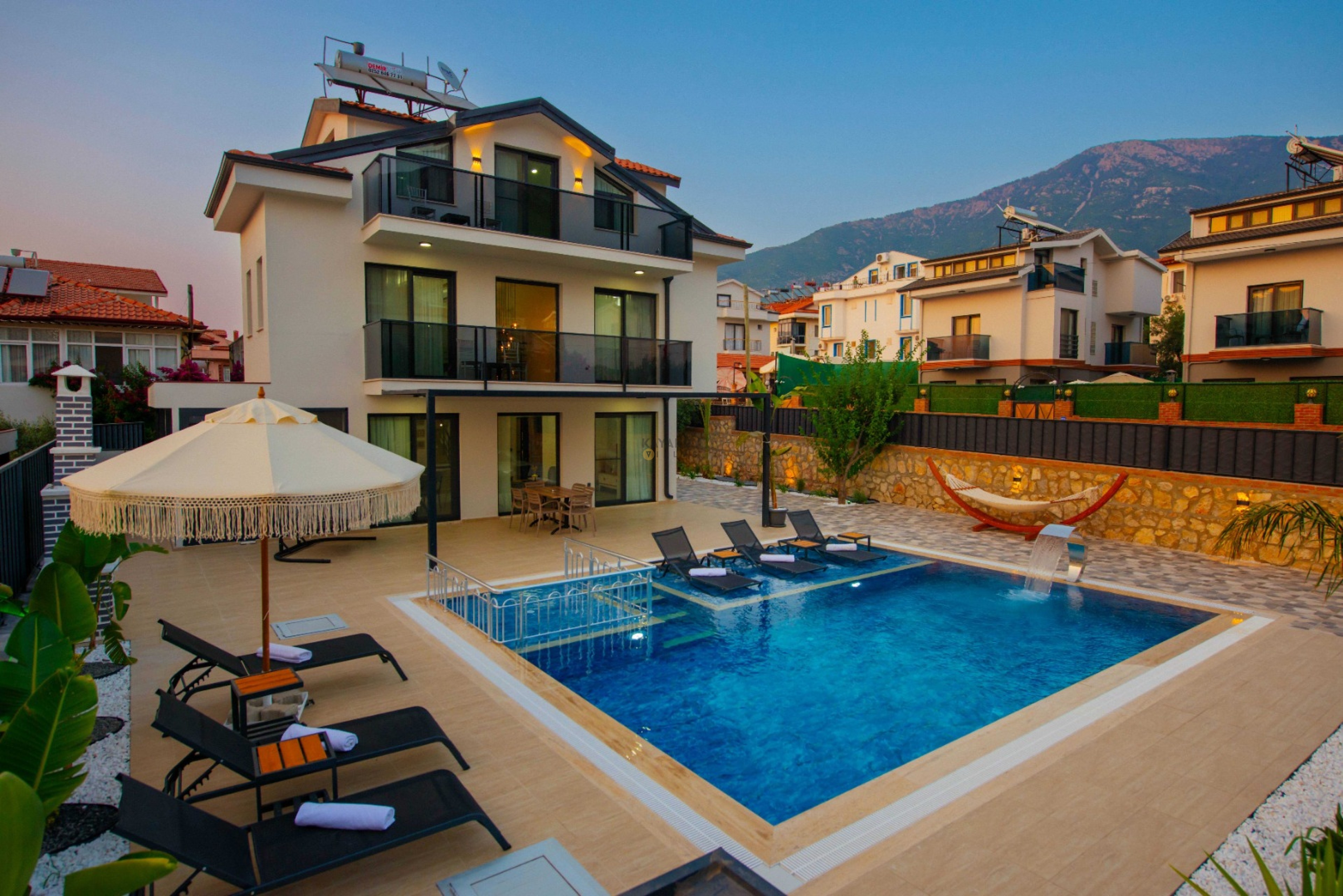 Villa Main