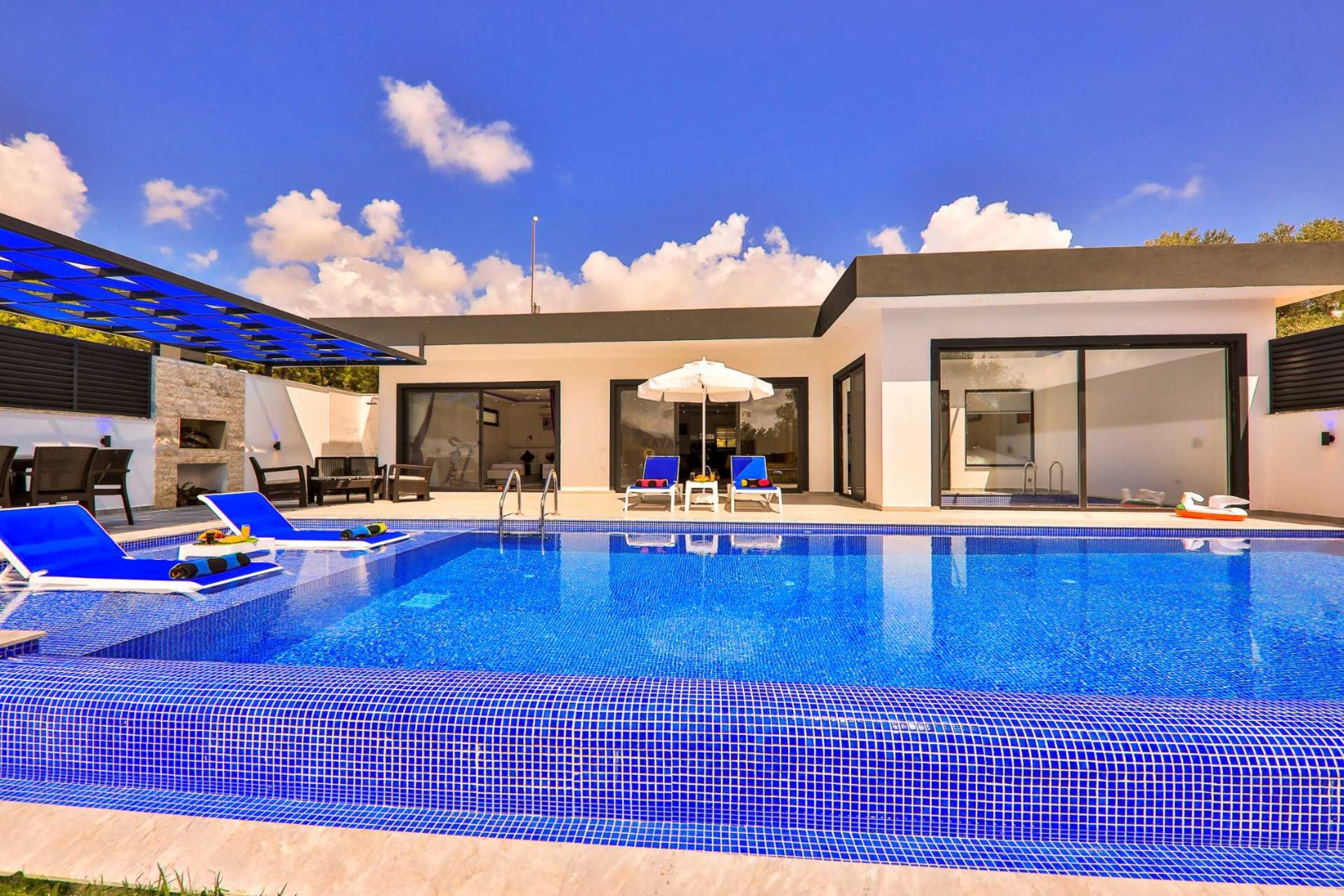 Villa Main