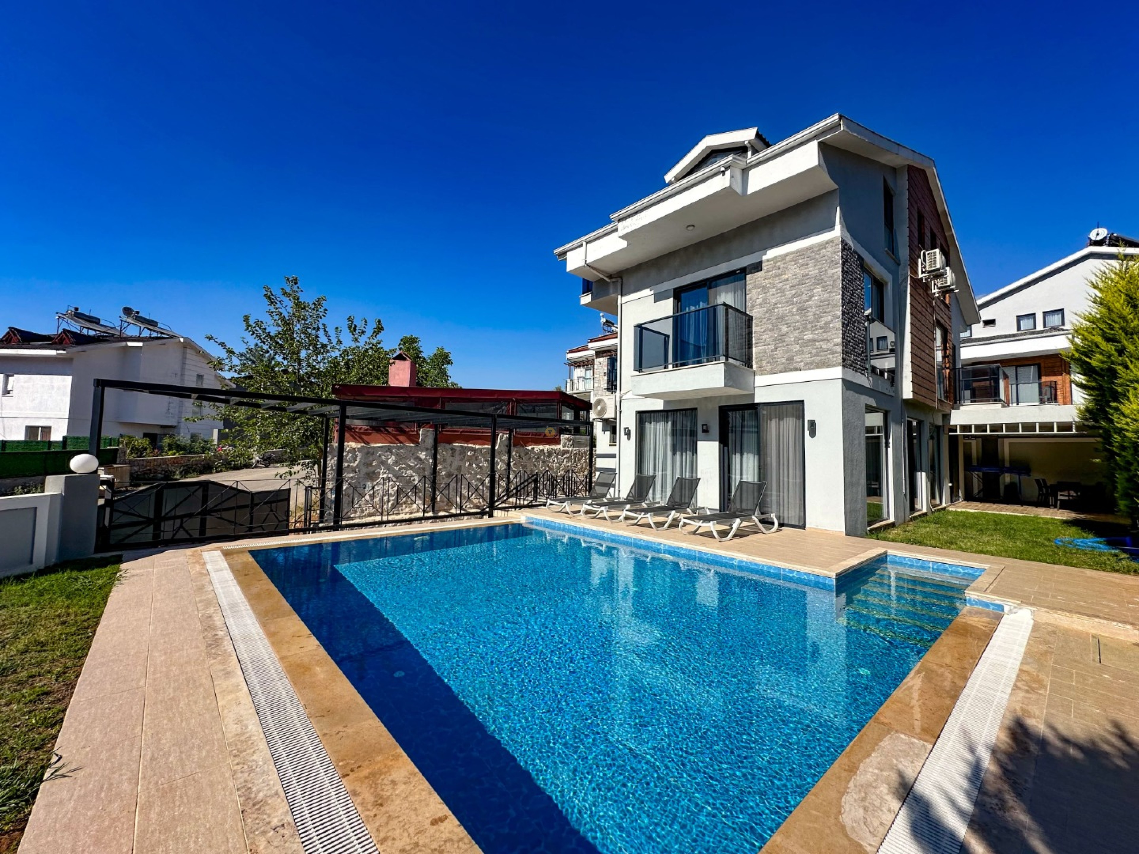 Villa Main