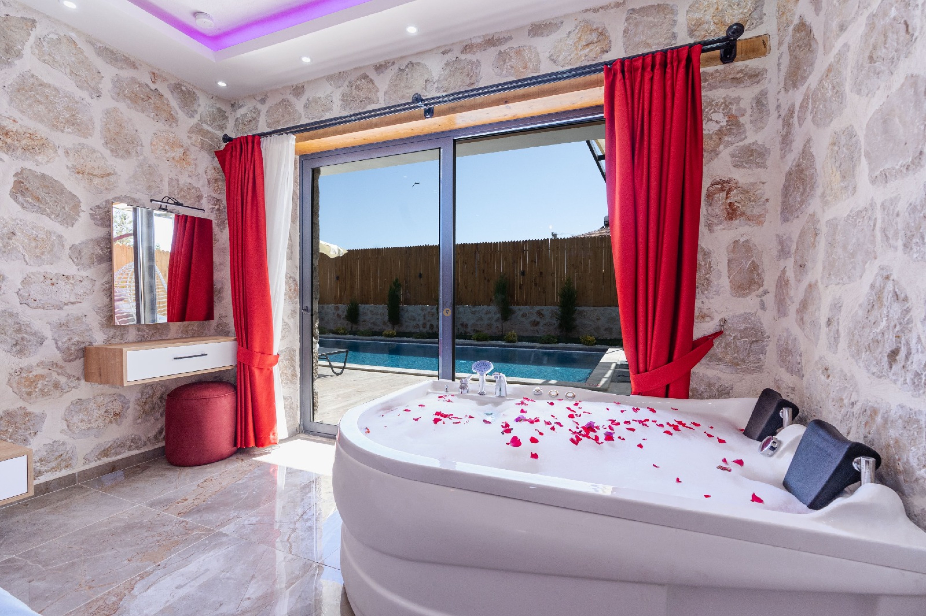 Mobile Gallery 24