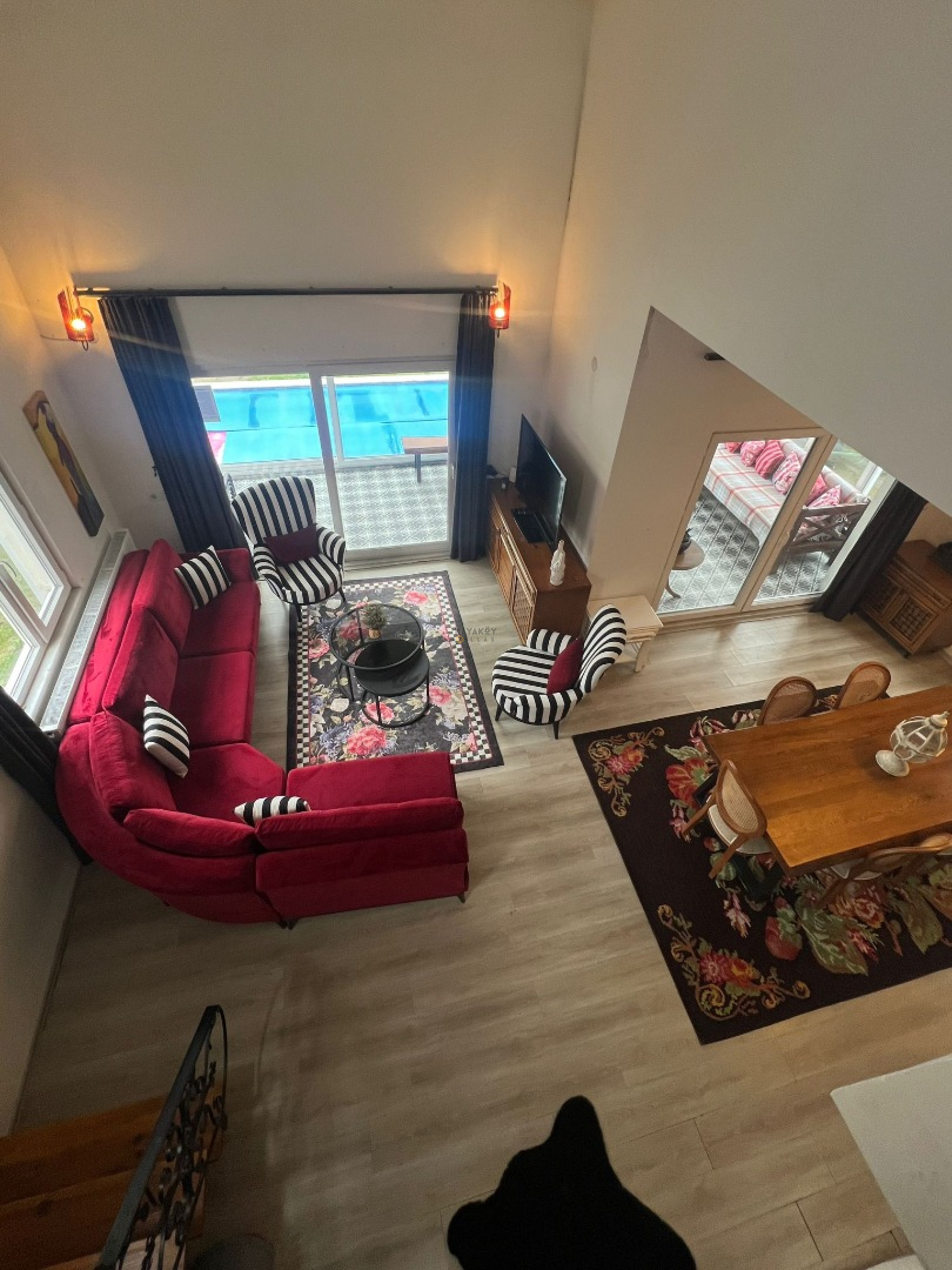 Mobile Gallery 17