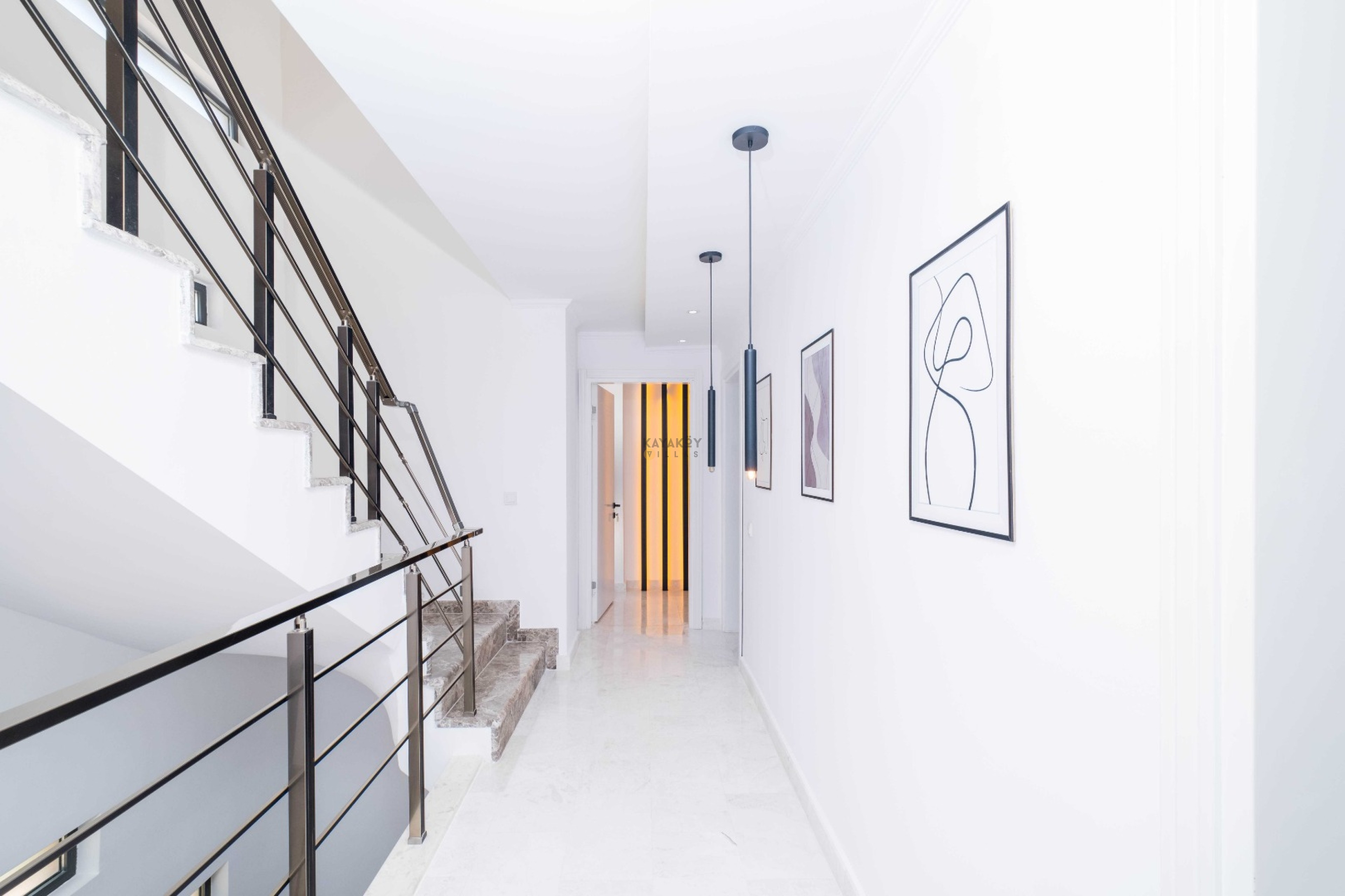 Mobile Gallery 16
