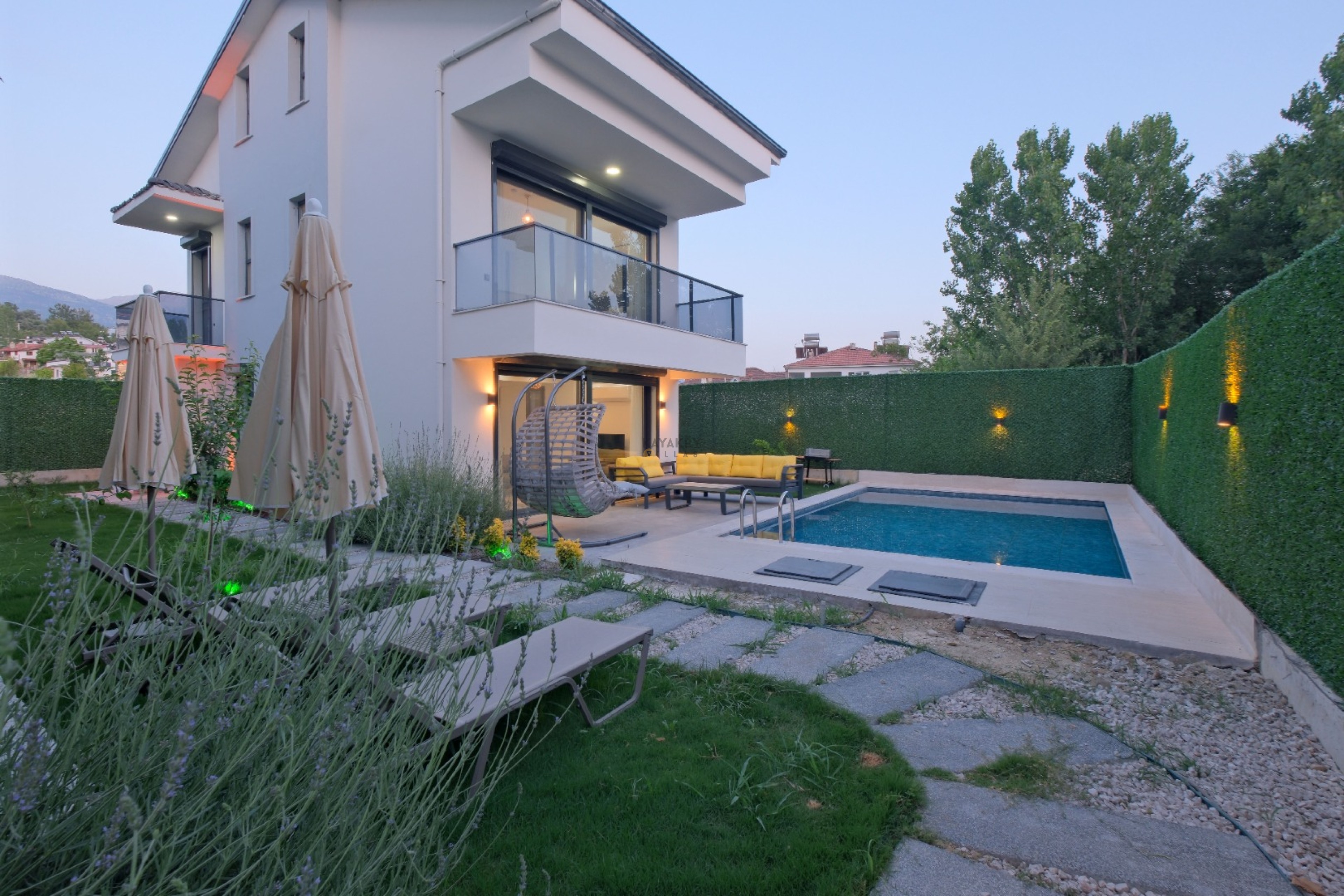 Mobile Gallery 12