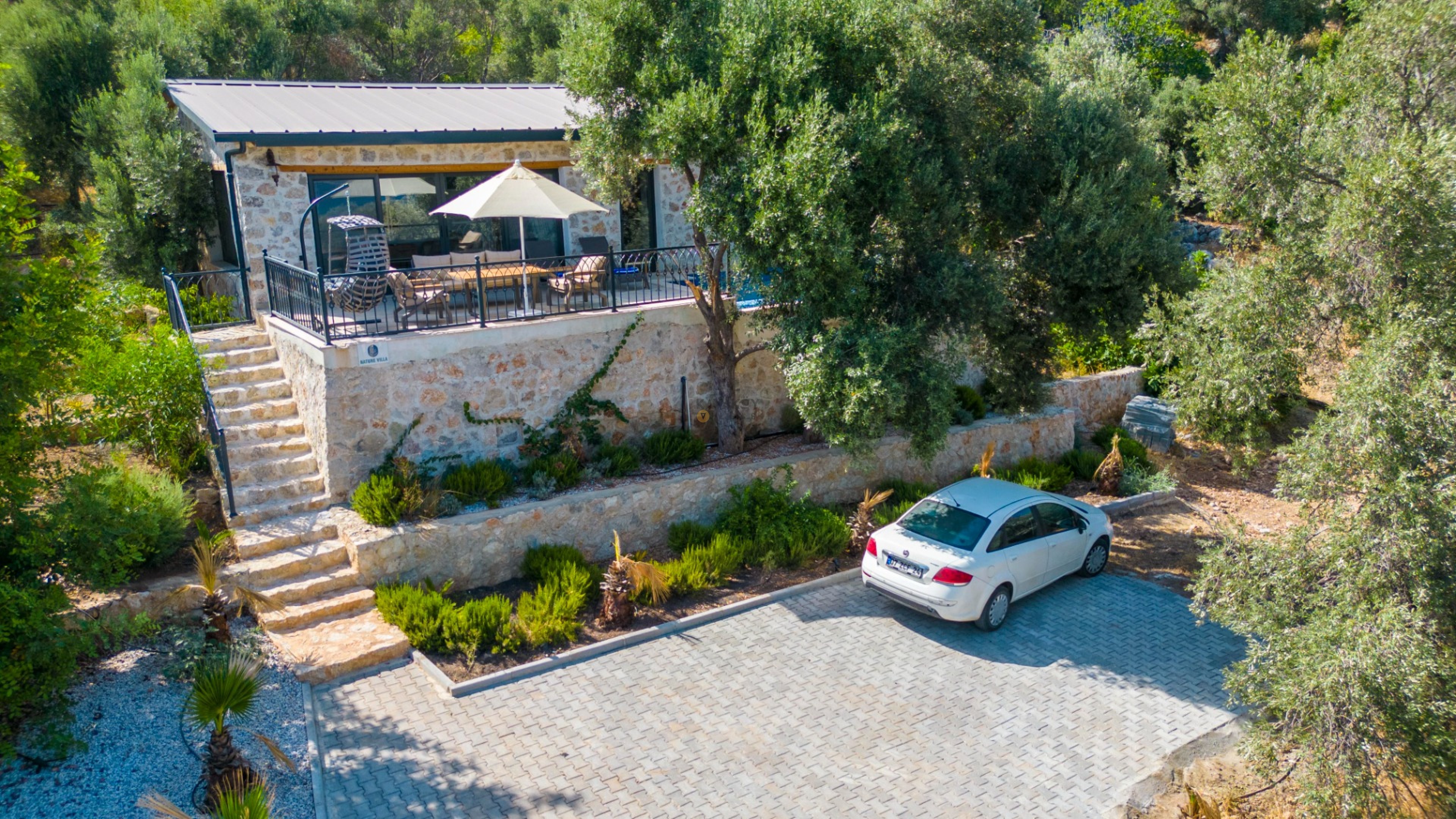 Villa Main