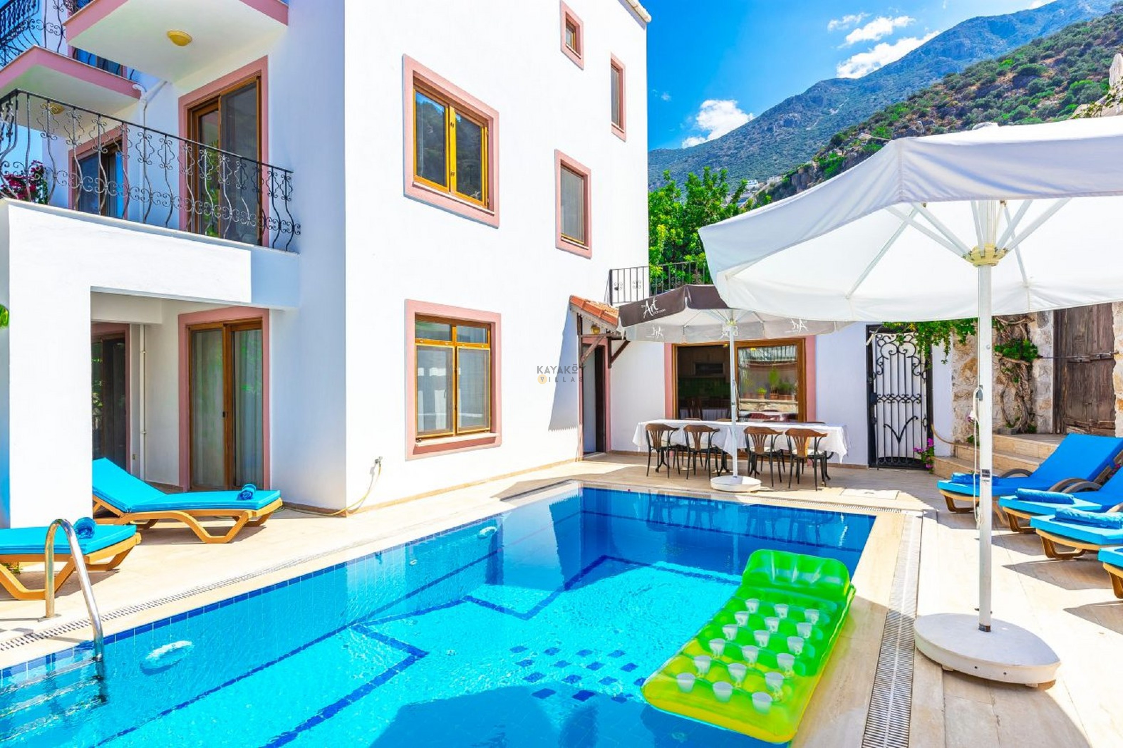 Villa Main