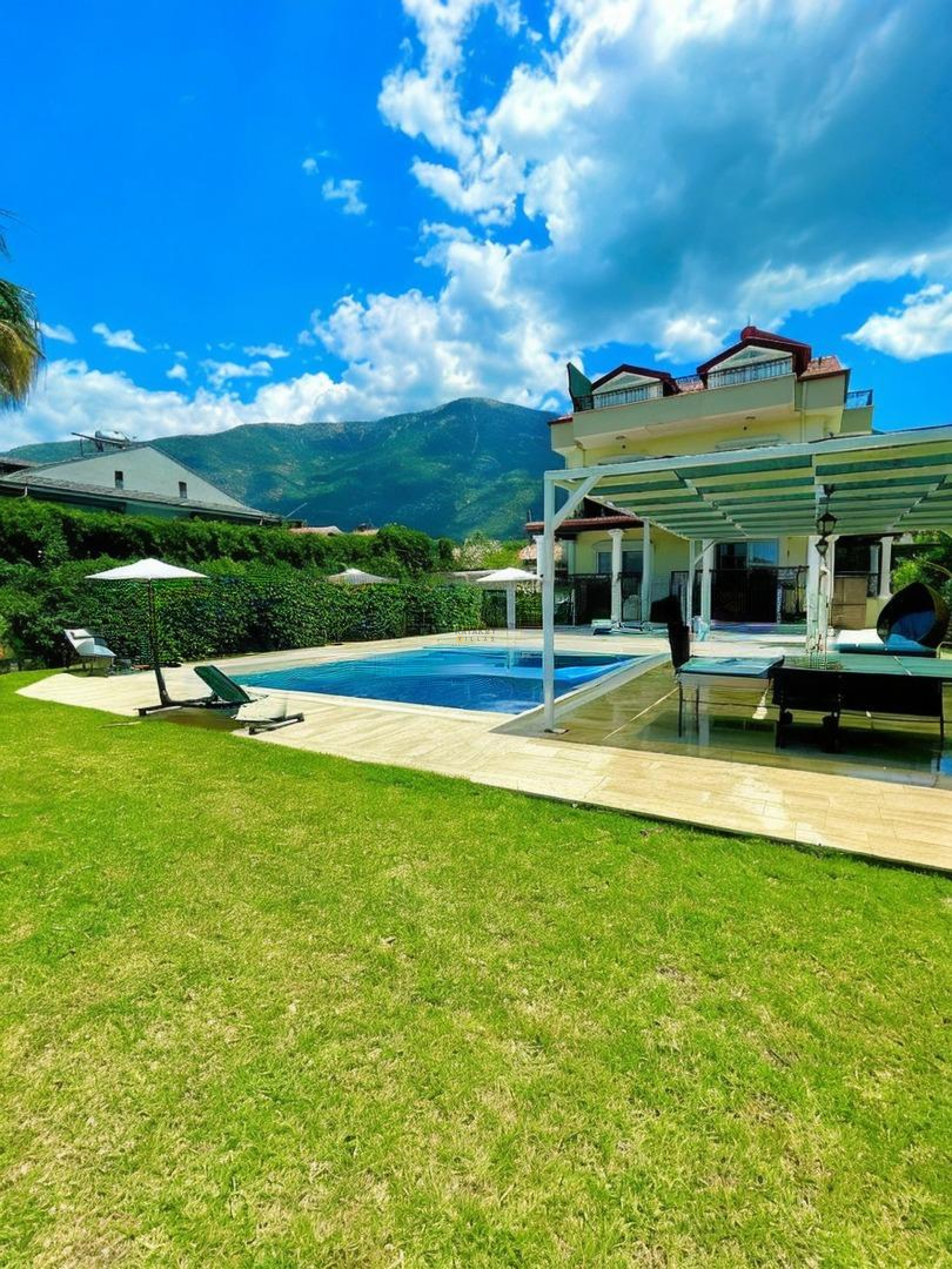 Villa Main