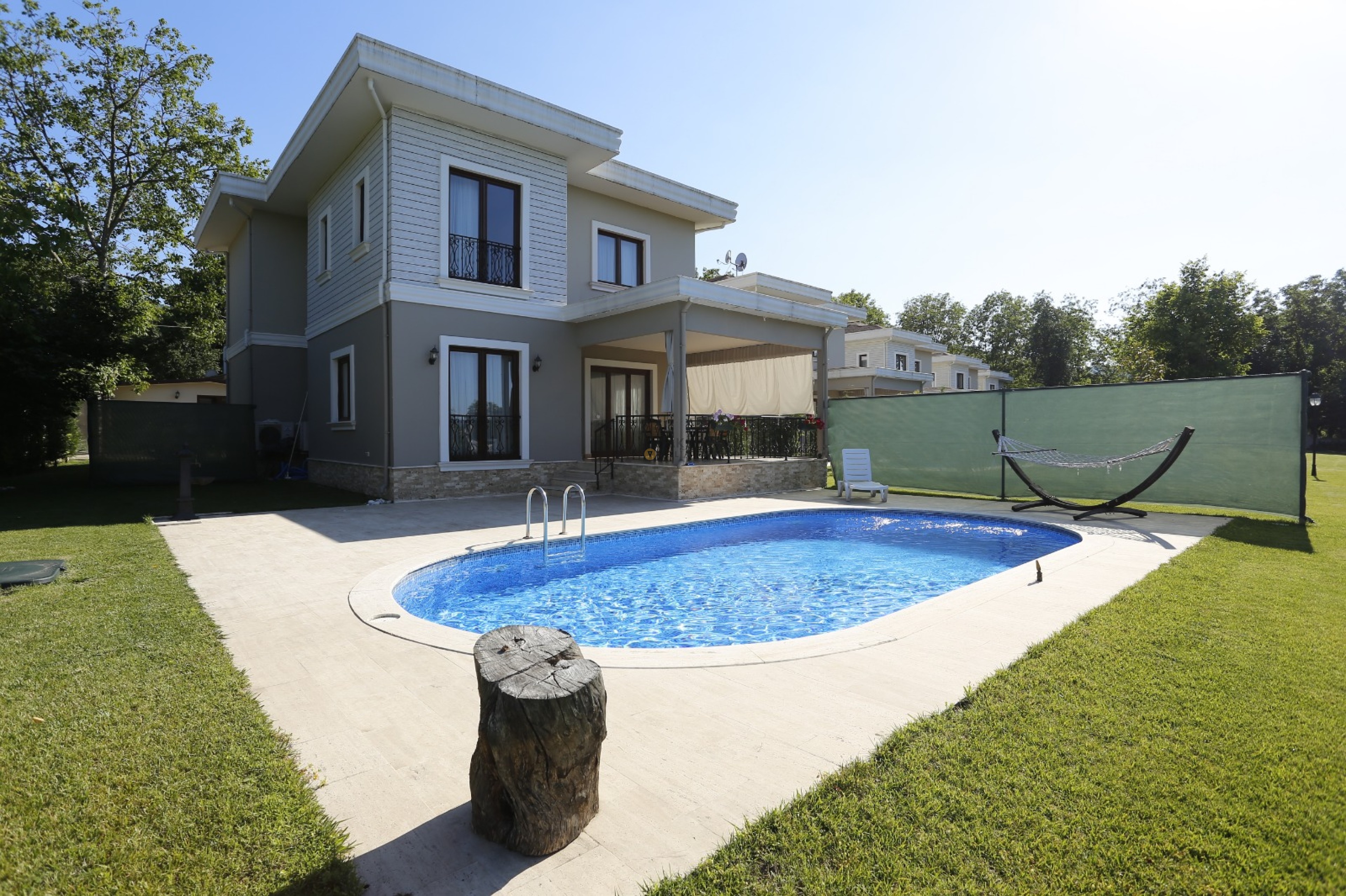 Villa Main