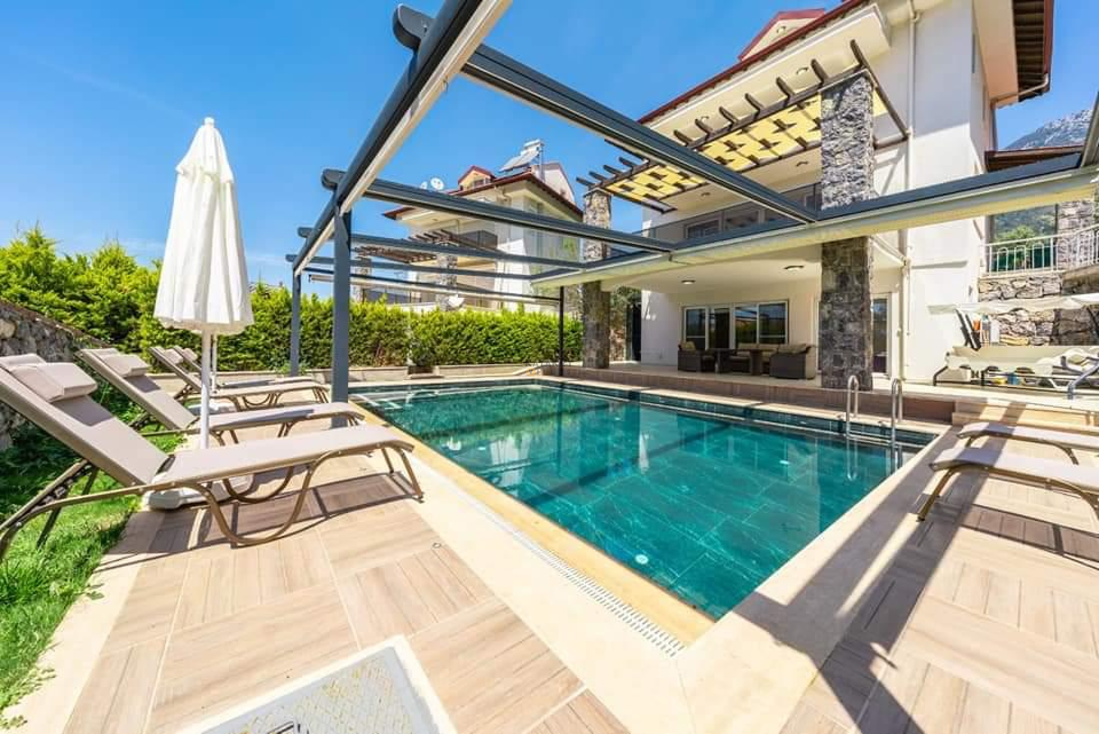 Villa Main