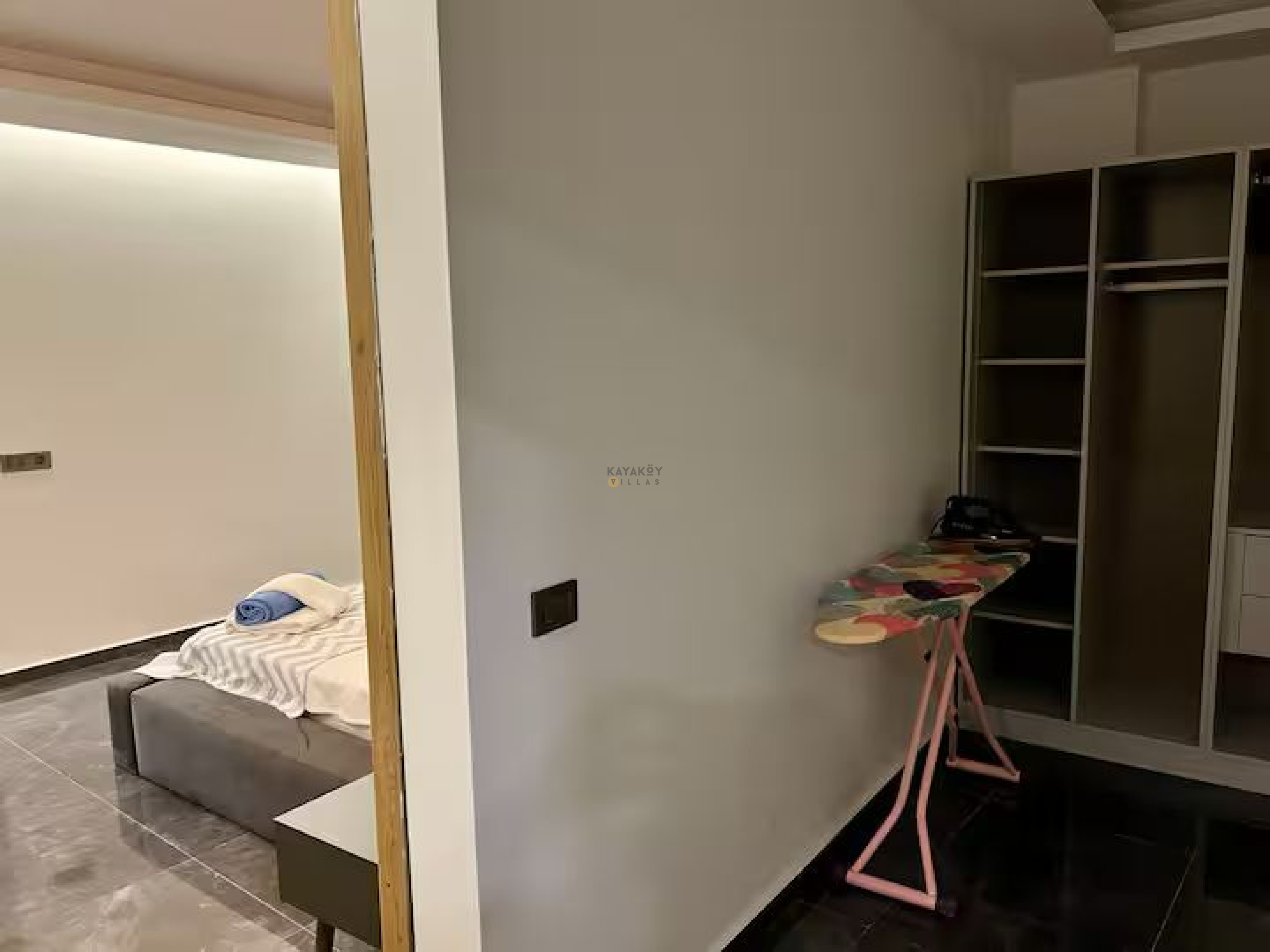 Mobile Gallery 21